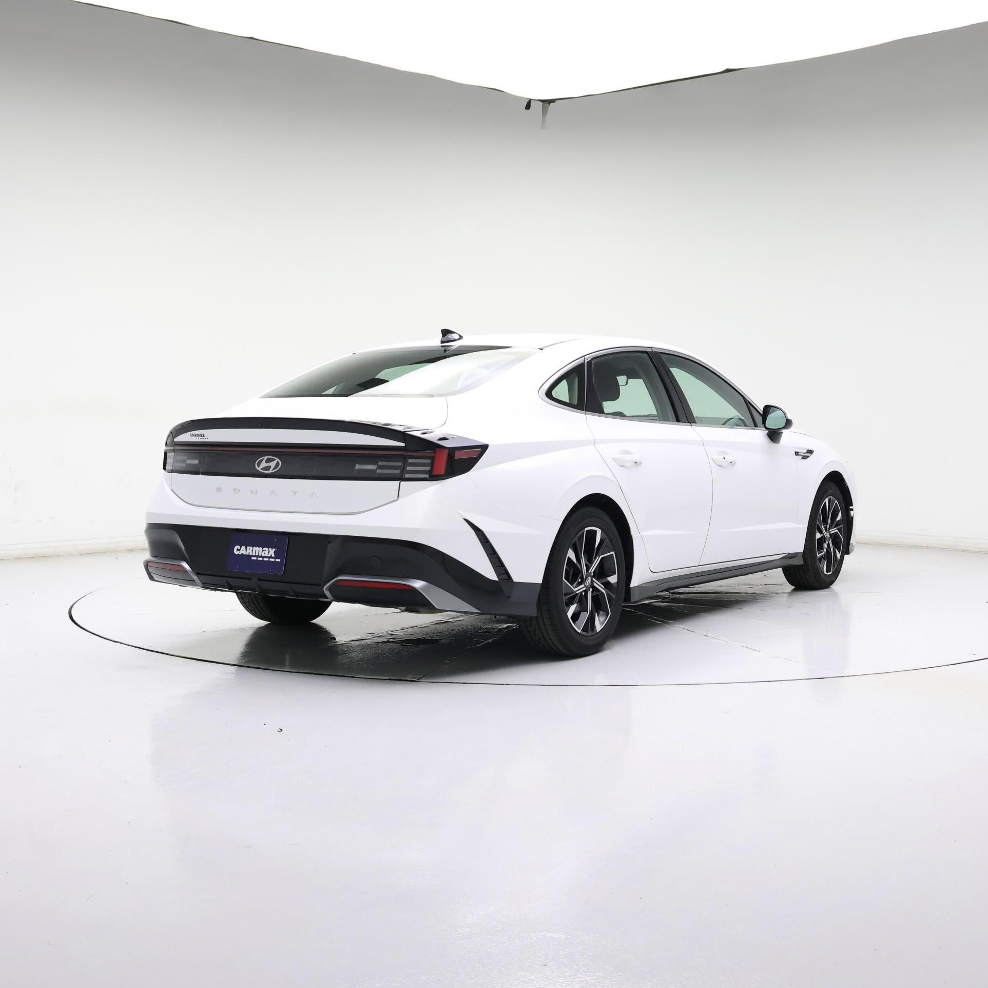 Thumbnail: 2024 Hyundai Sonata - 8