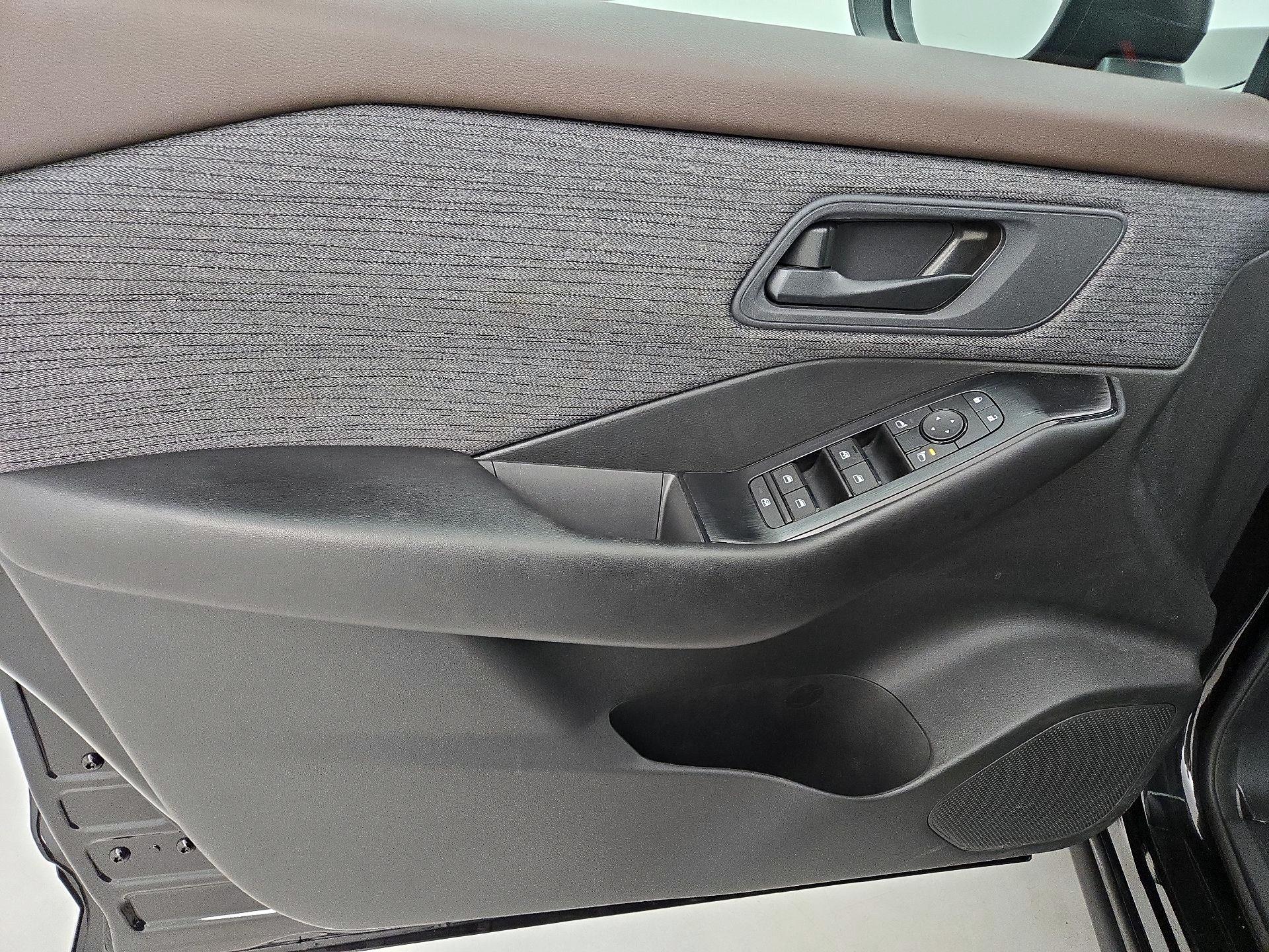 Thumbnail: 2023 Nissan Rogue - 12