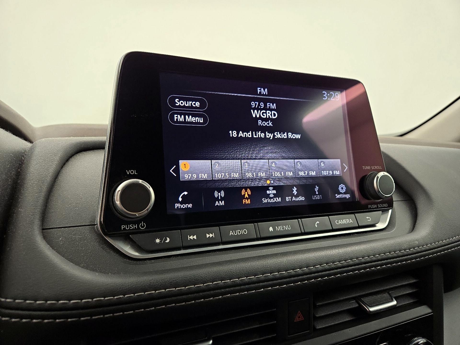 Thumbnail: 2023 Nissan Rogue - 15