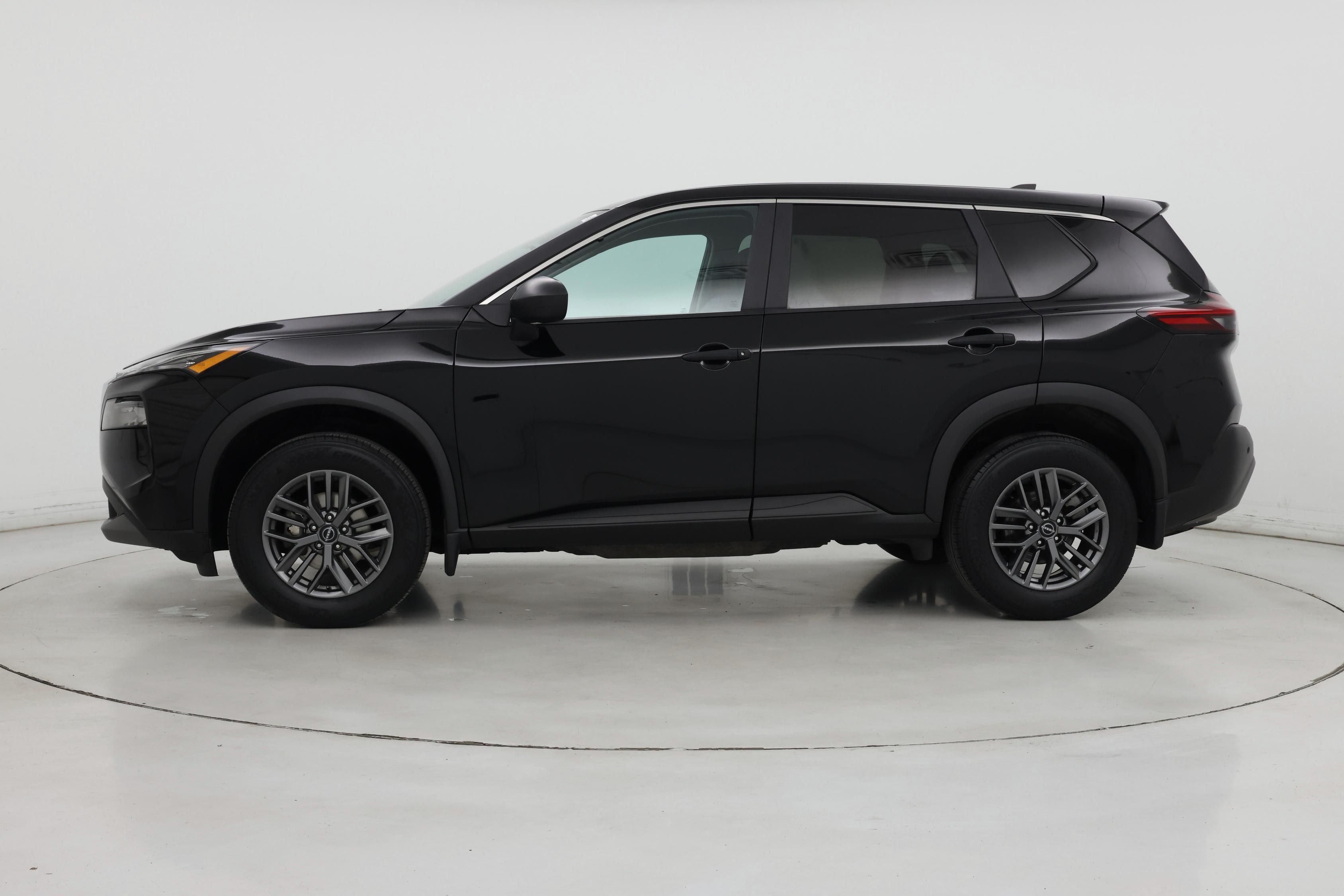 Thumbnail: 2023 Nissan Rogue - 3