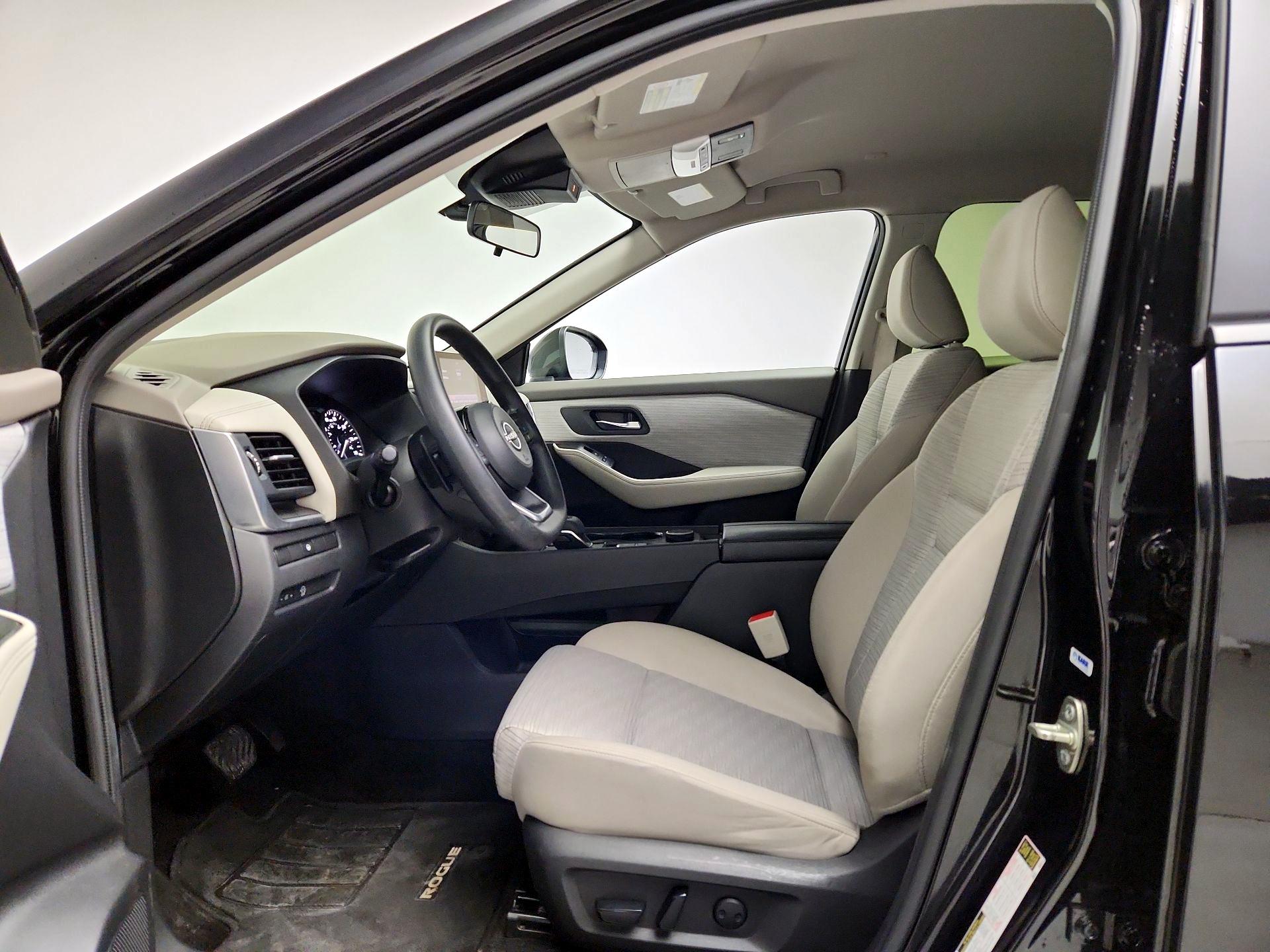 Thumbnail: 2023 Nissan Rogue - 11