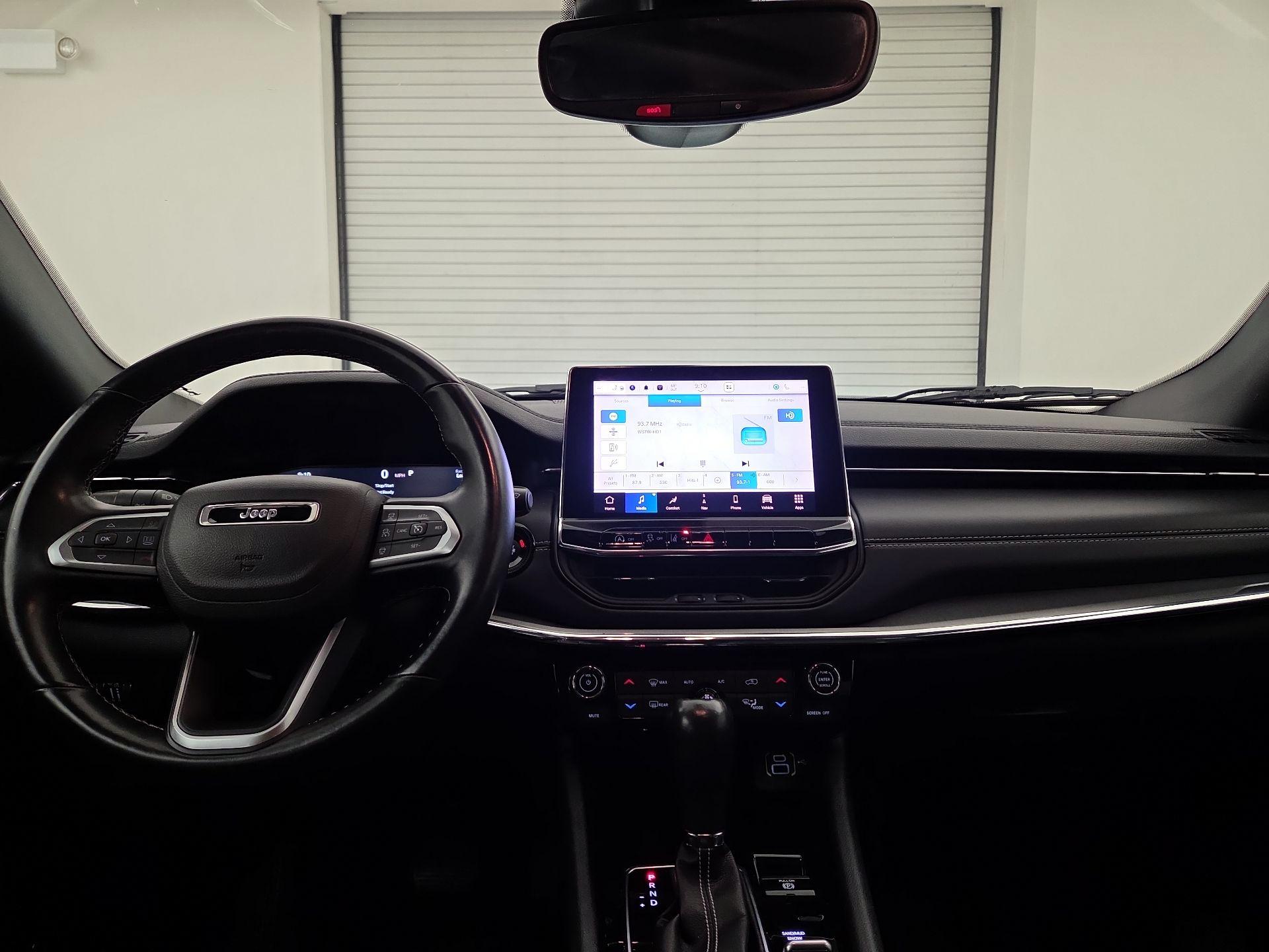 Thumbnail: 2022 Jeep Compass - 9