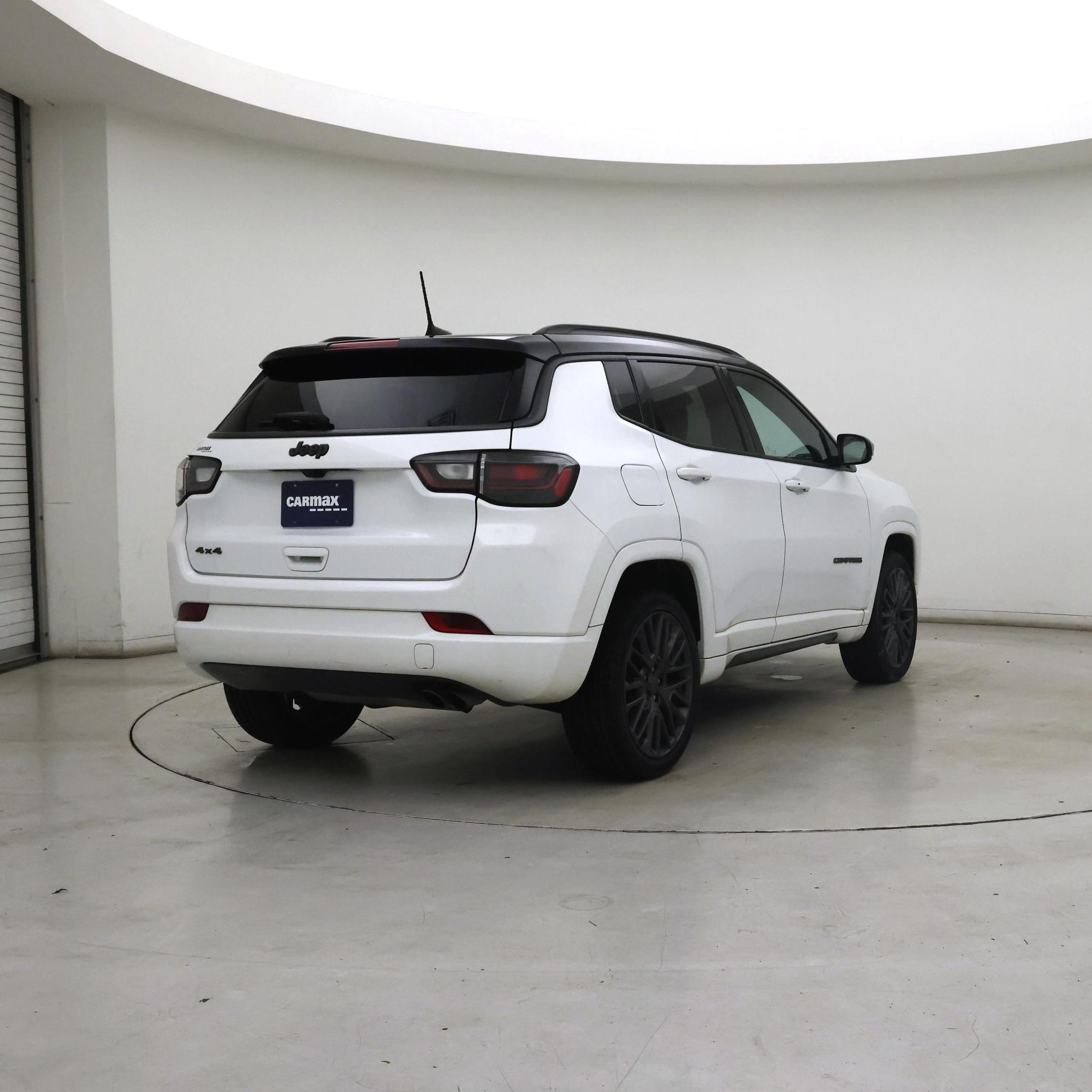 Thumbnail: 2022 Jeep Compass - 8