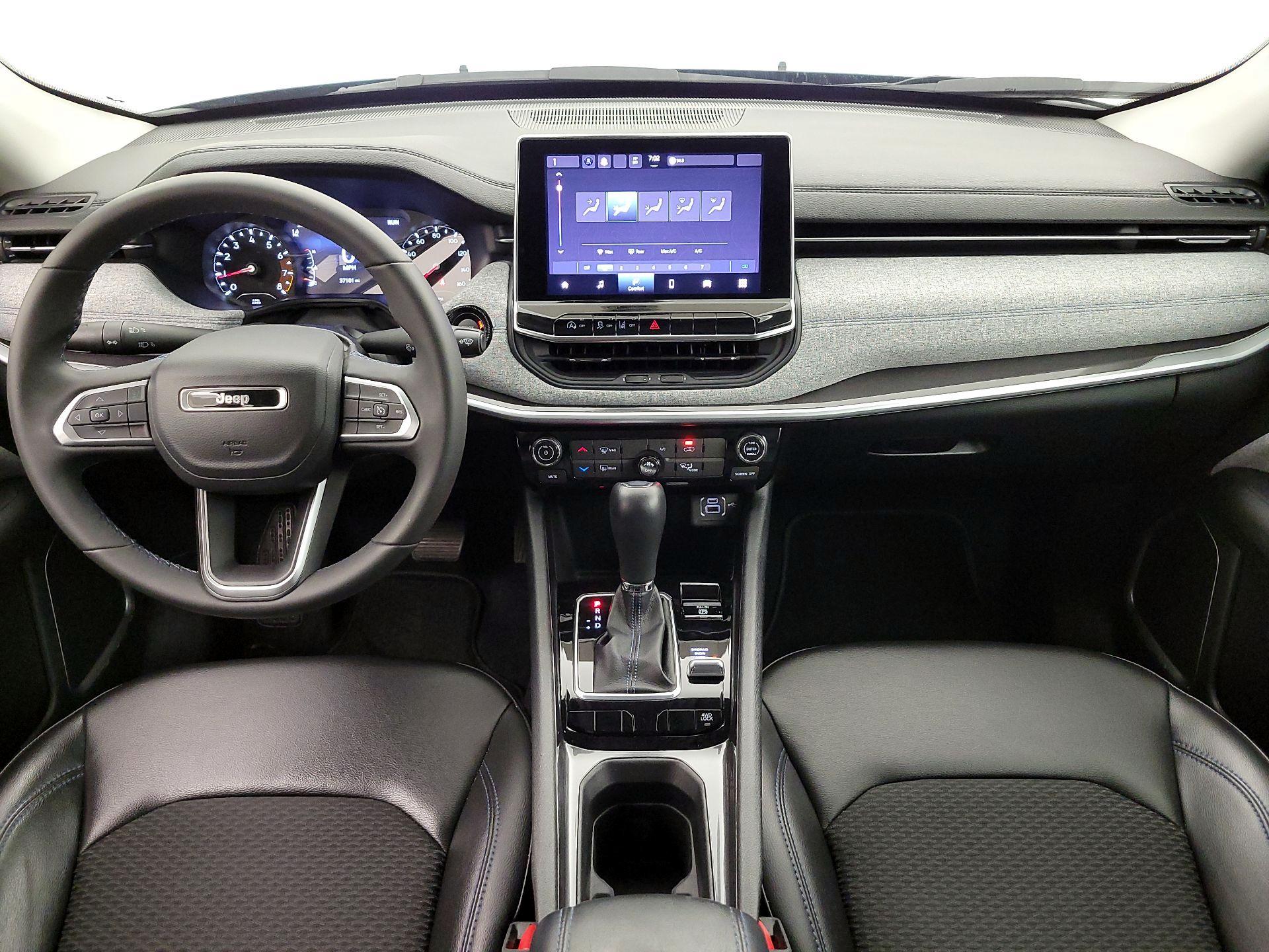 Thumbnail: 2022 Jeep Compass - 9