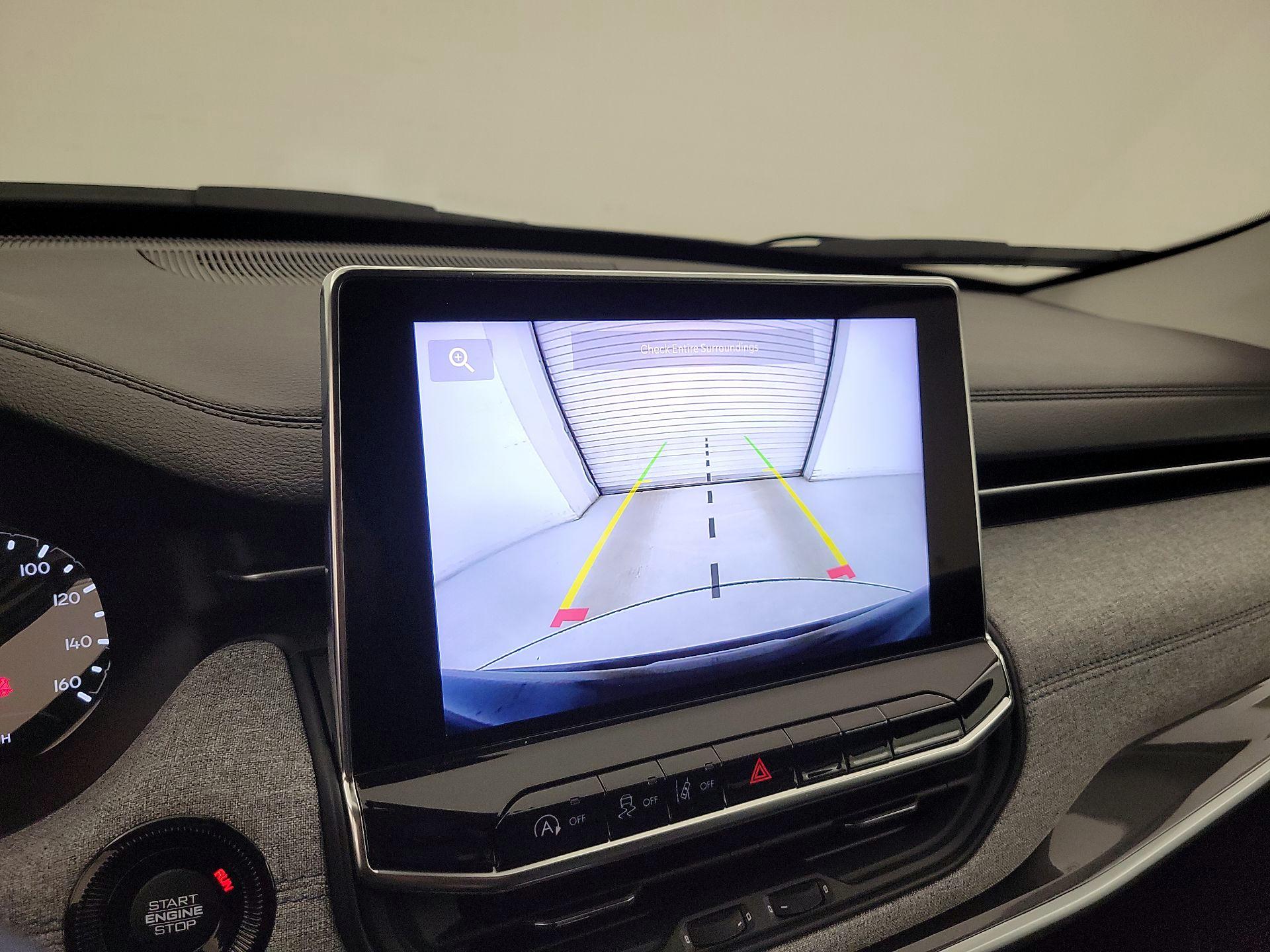 Thumbnail: 2022 Jeep Compass - 14