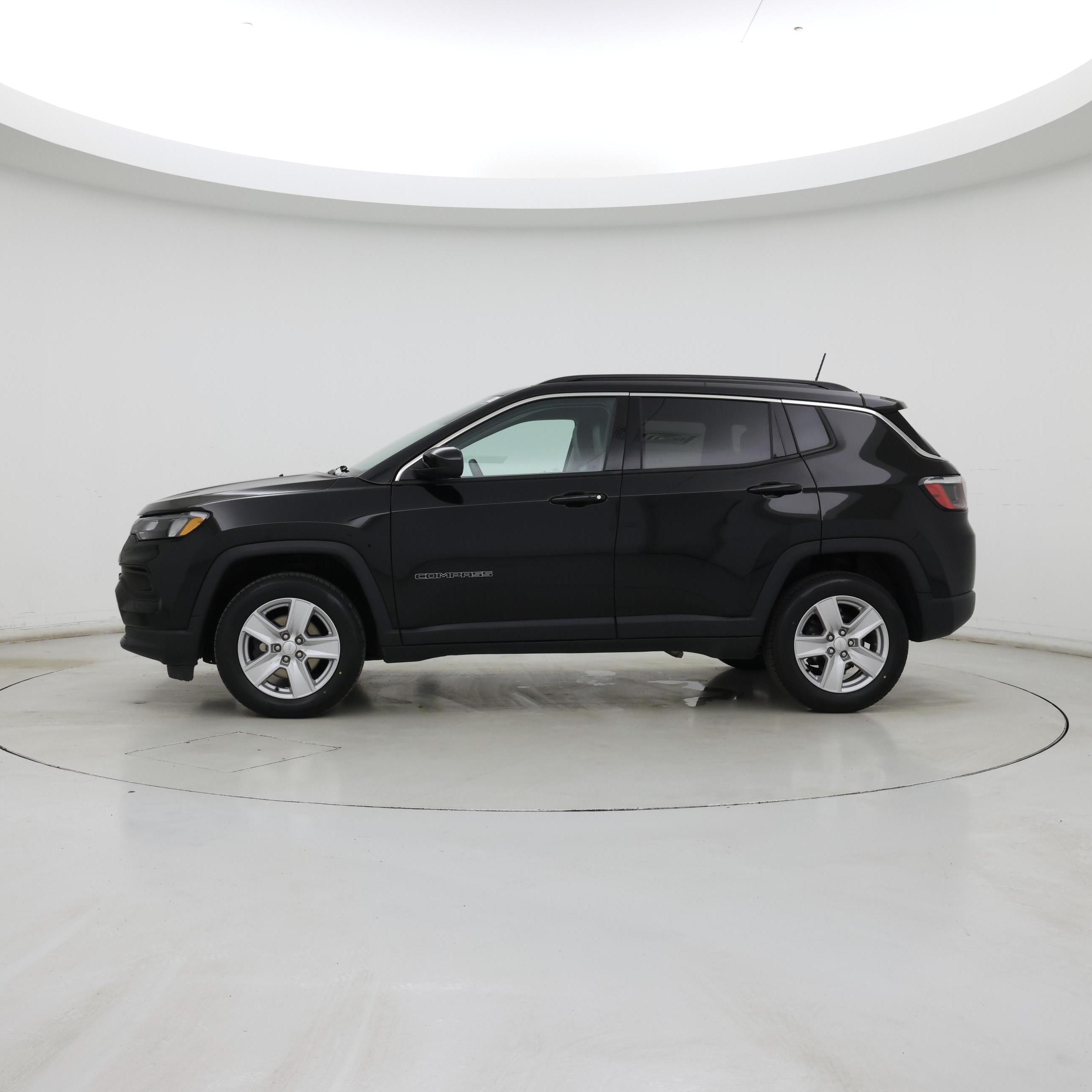 Thumbnail: 2022 Jeep Compass - 3