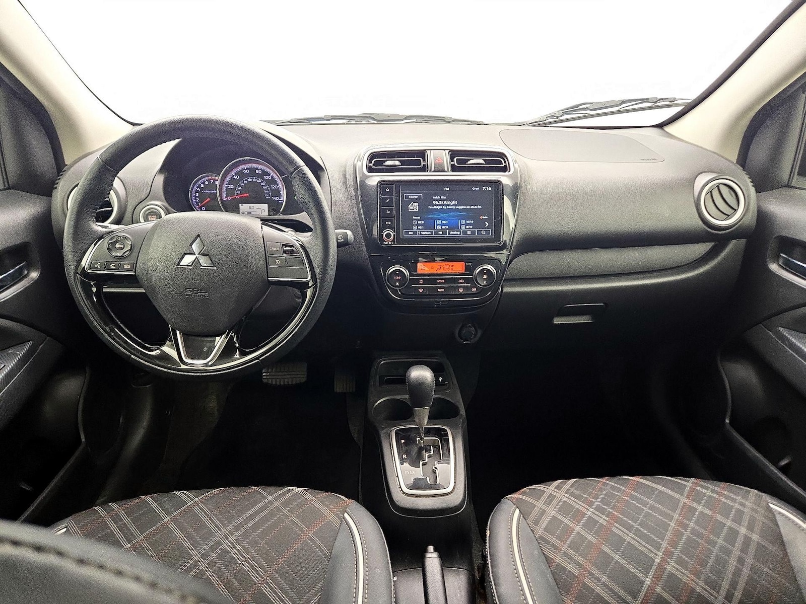 2024 Mitsubishi Mirage SE - Photo 10