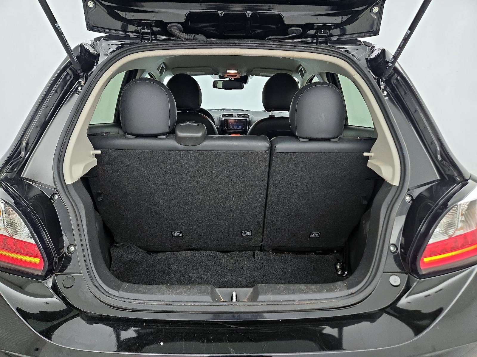 2024 Mitsubishi Mirage SE - Photo 21