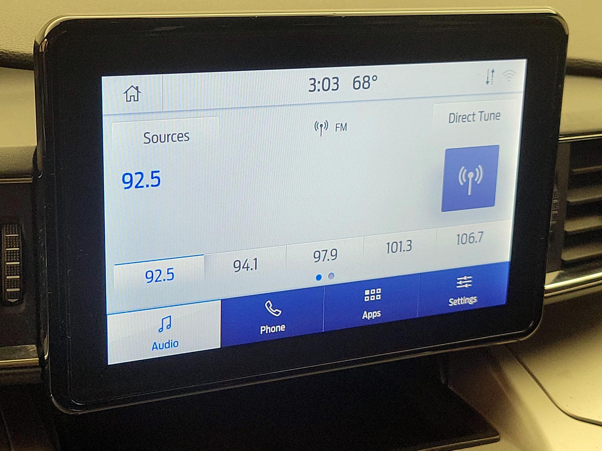 Thumbnail: 2021 Ford Explorer - 15