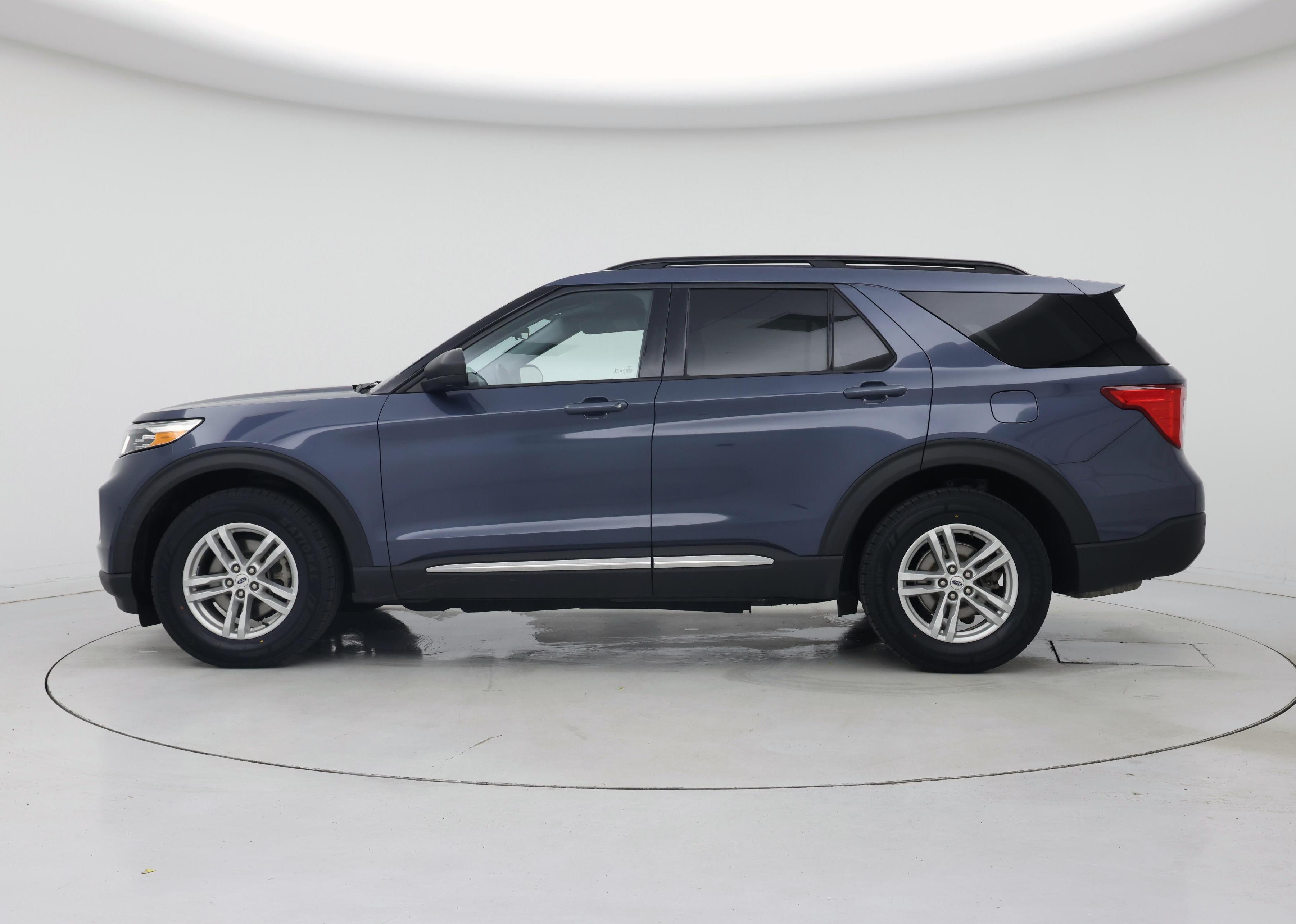 Thumbnail: 2021 Ford Explorer - 3