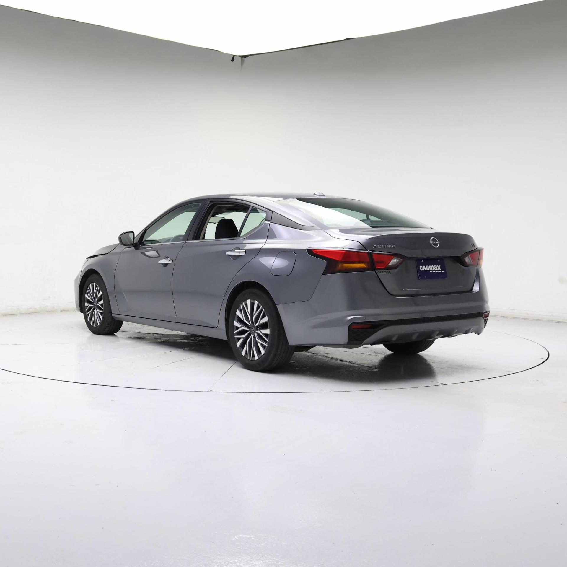 Thumbnail: 2024 Nissan Altima - 2