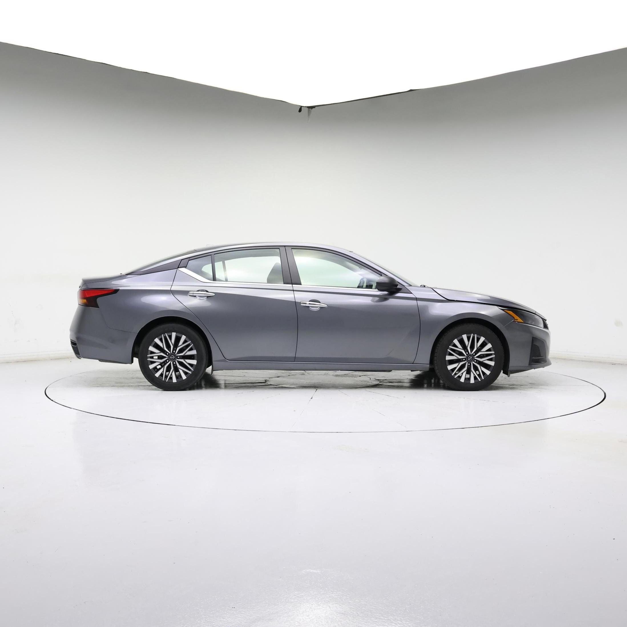 Thumbnail: 2024 Nissan Altima - 7