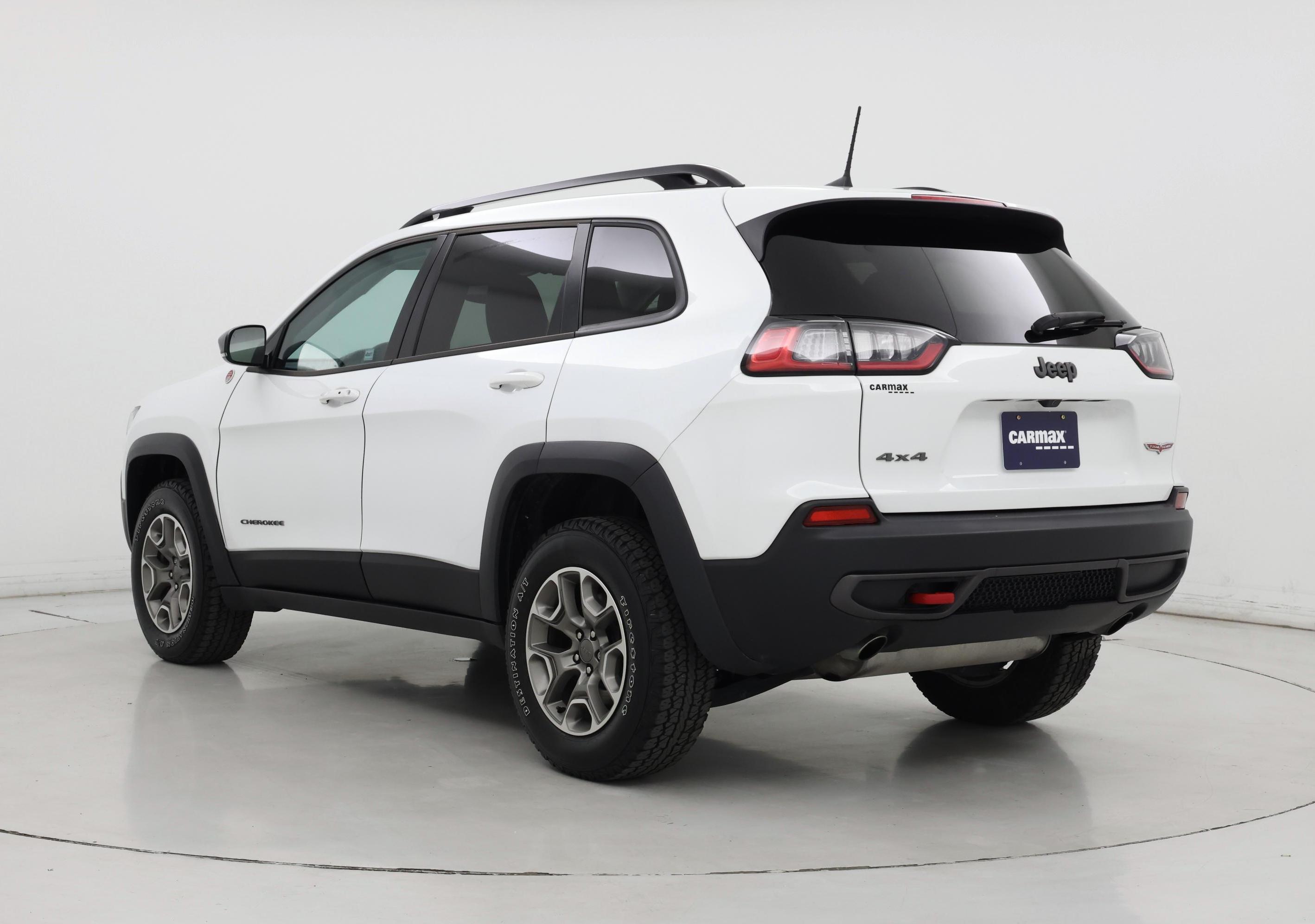Thumbnail: 2022 Jeep Cherokee - 2