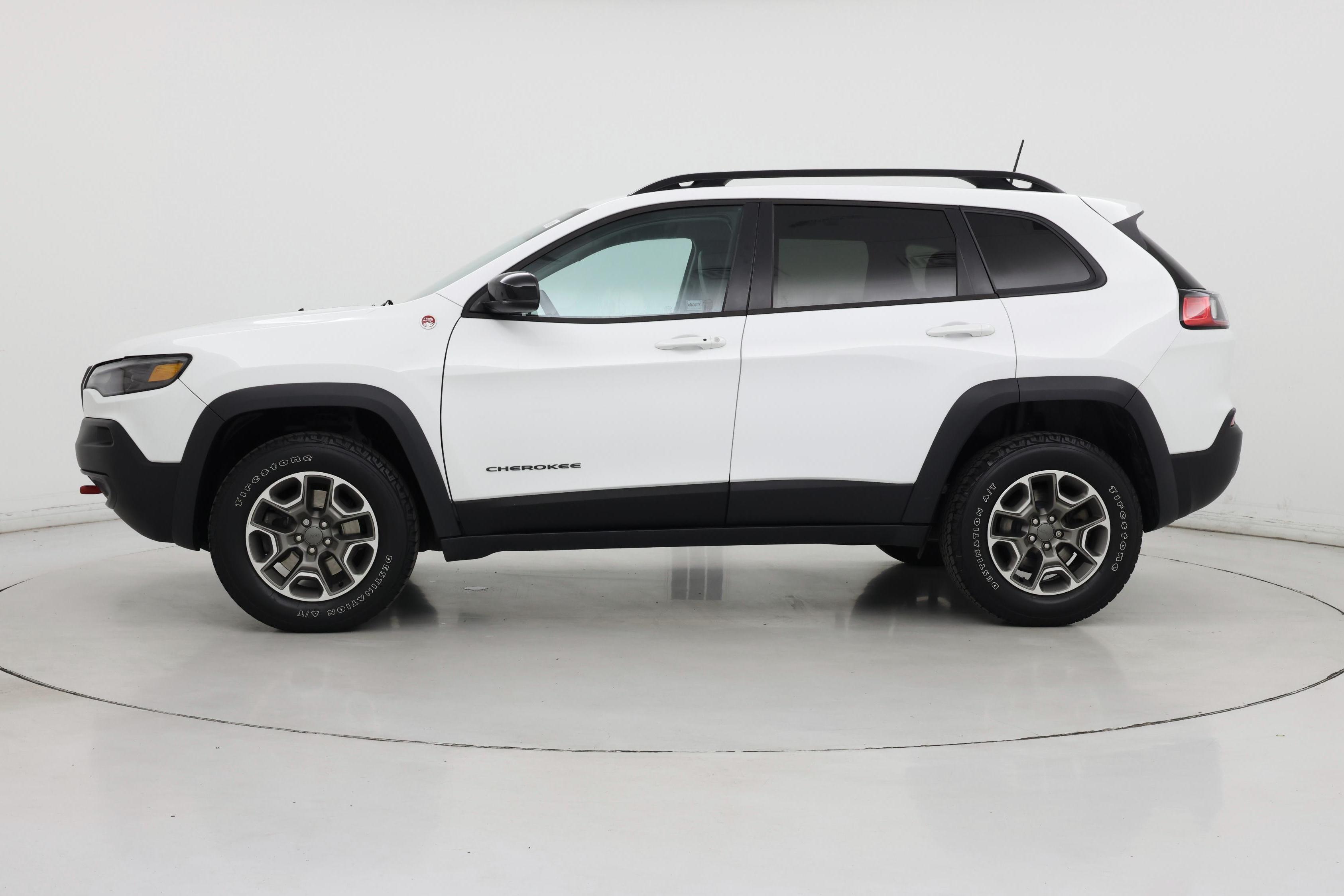 Thumbnail: 2022 Jeep Cherokee - 3