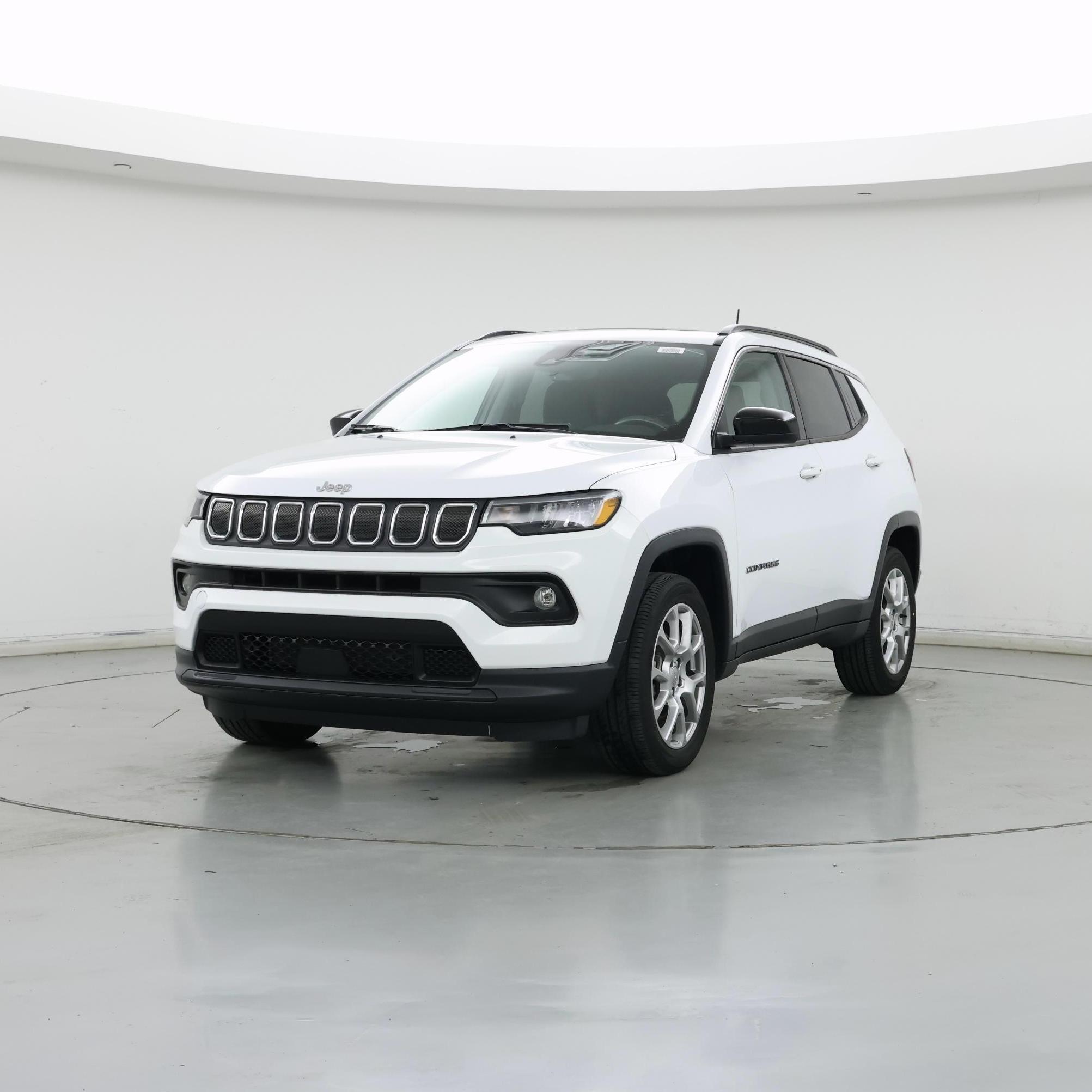 Thumbnail: 2022 Jeep Compass - 4