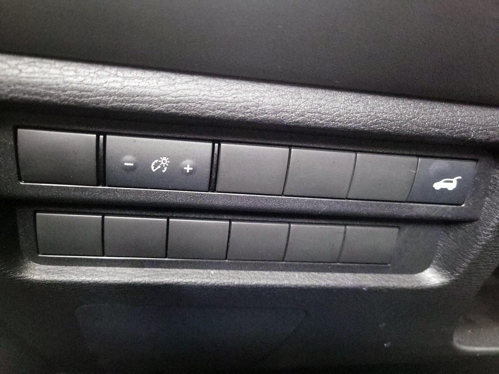 Thumbnail: 2022 Mitsubishi Outlander - 13