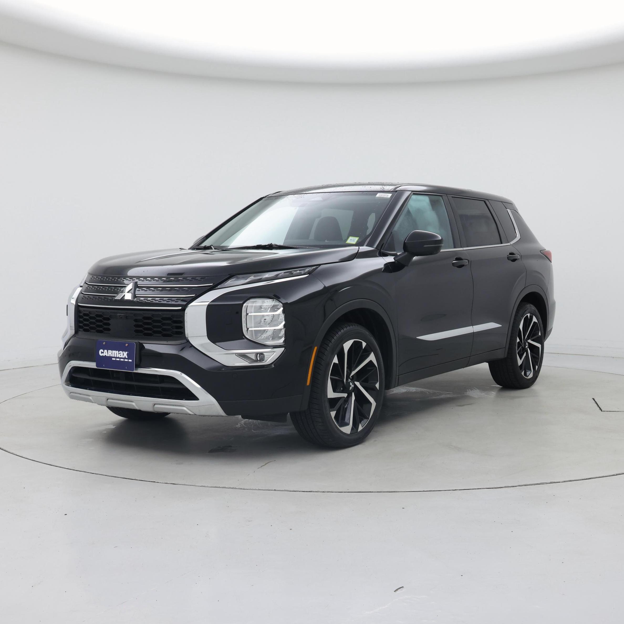 Thumbnail: 2022 Mitsubishi Outlander - 4