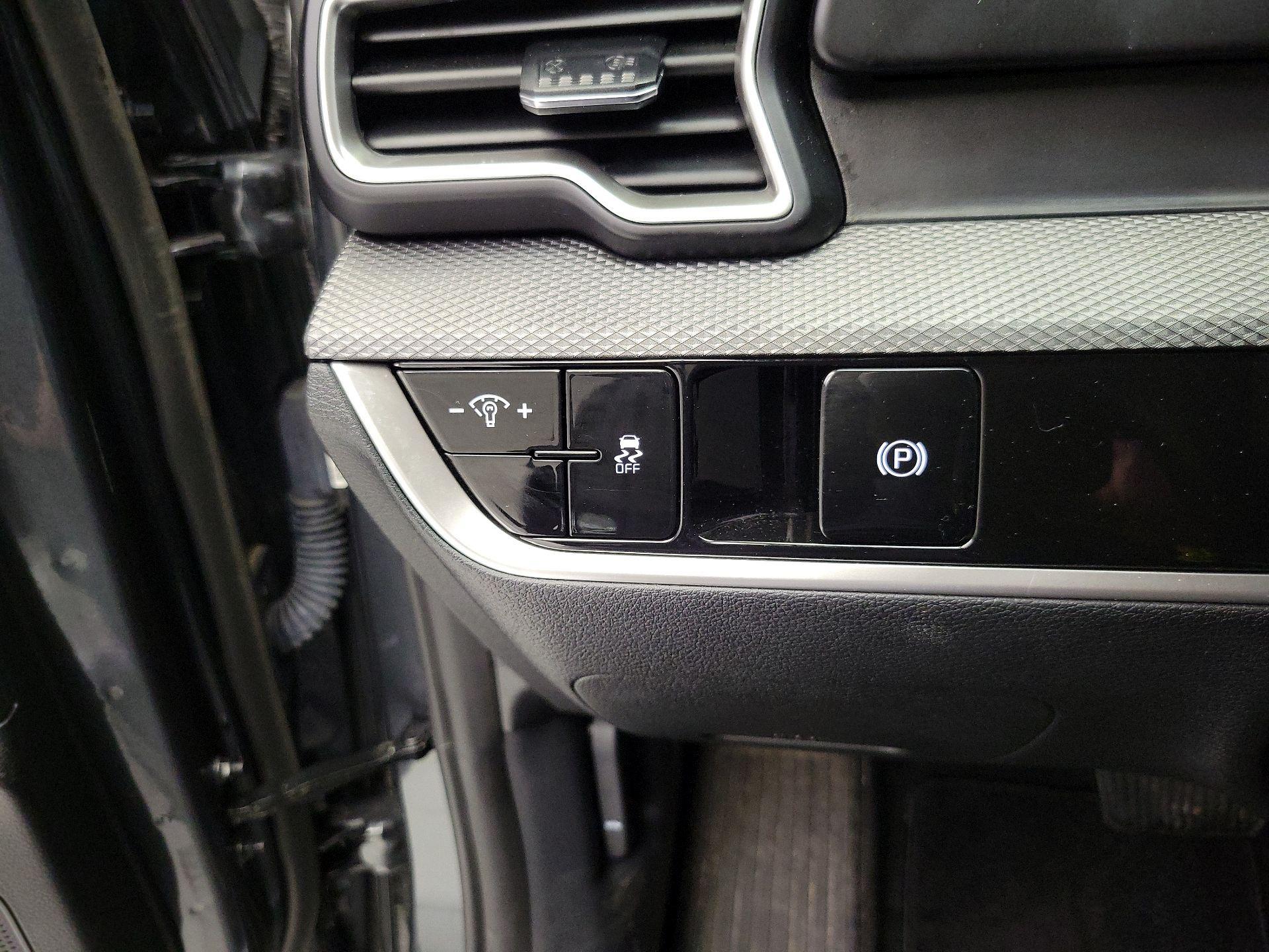 Thumbnail: 2025 Kia Sportage - 13