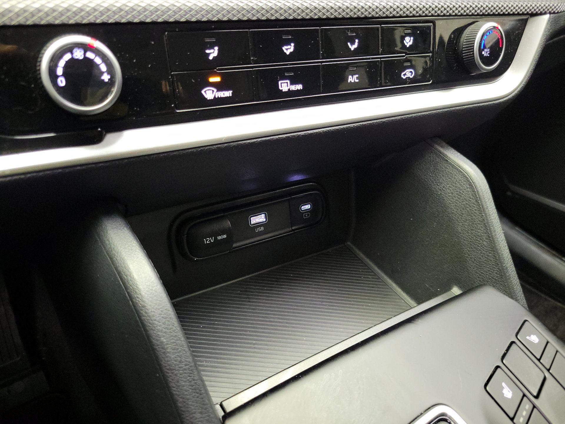 Thumbnail: 2025 Kia Sportage - 16