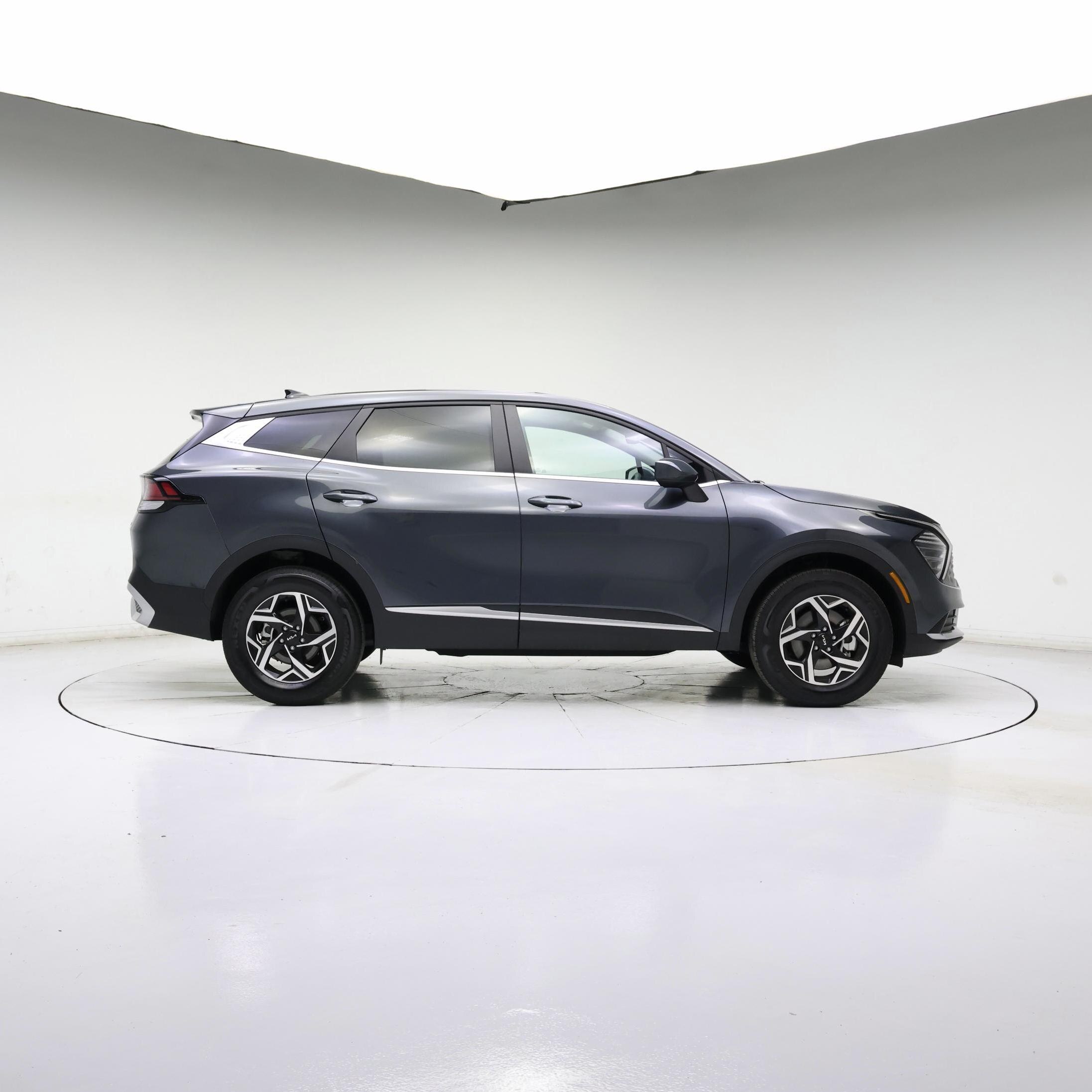 Thumbnail: 2025 Kia Sportage - 3