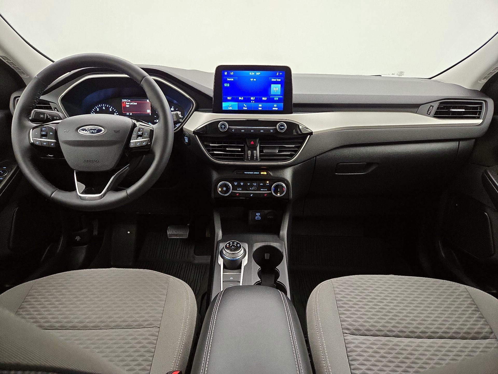 Thumbnail: 2022 Ford Escape - 9