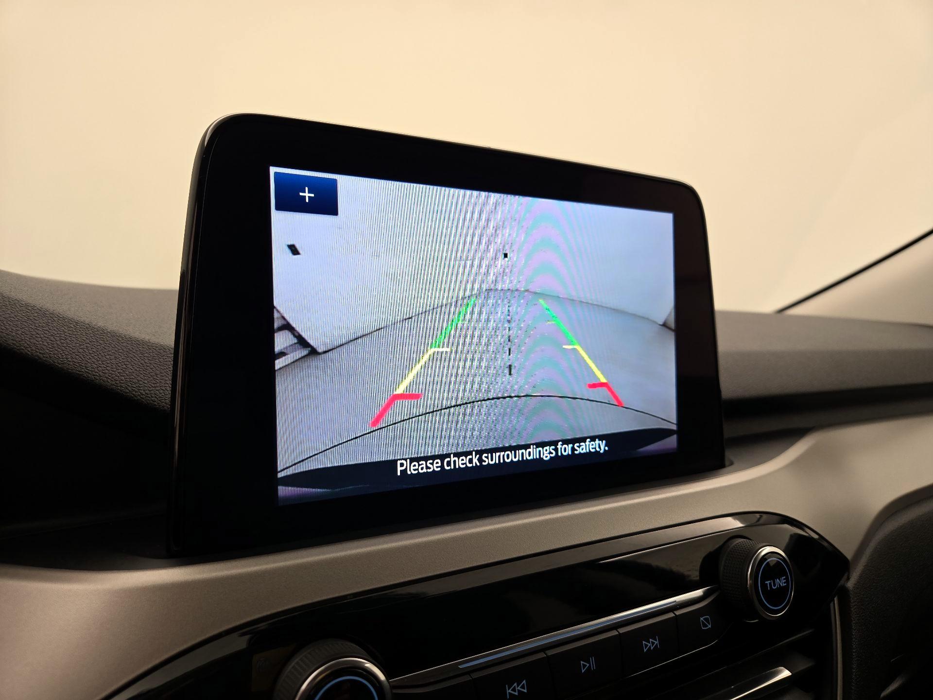 Thumbnail: 2022 Ford Escape - 14