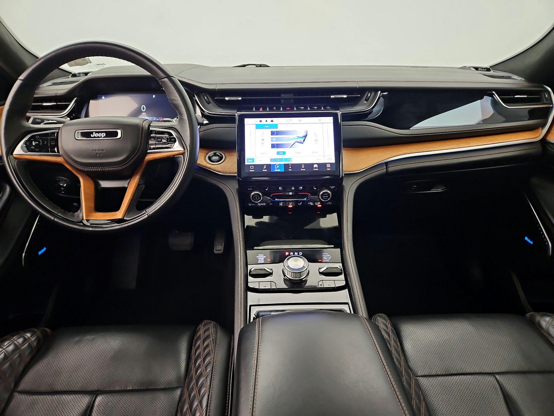 Thumbnail: 2022 Jeep Grand Cherokee L - 9