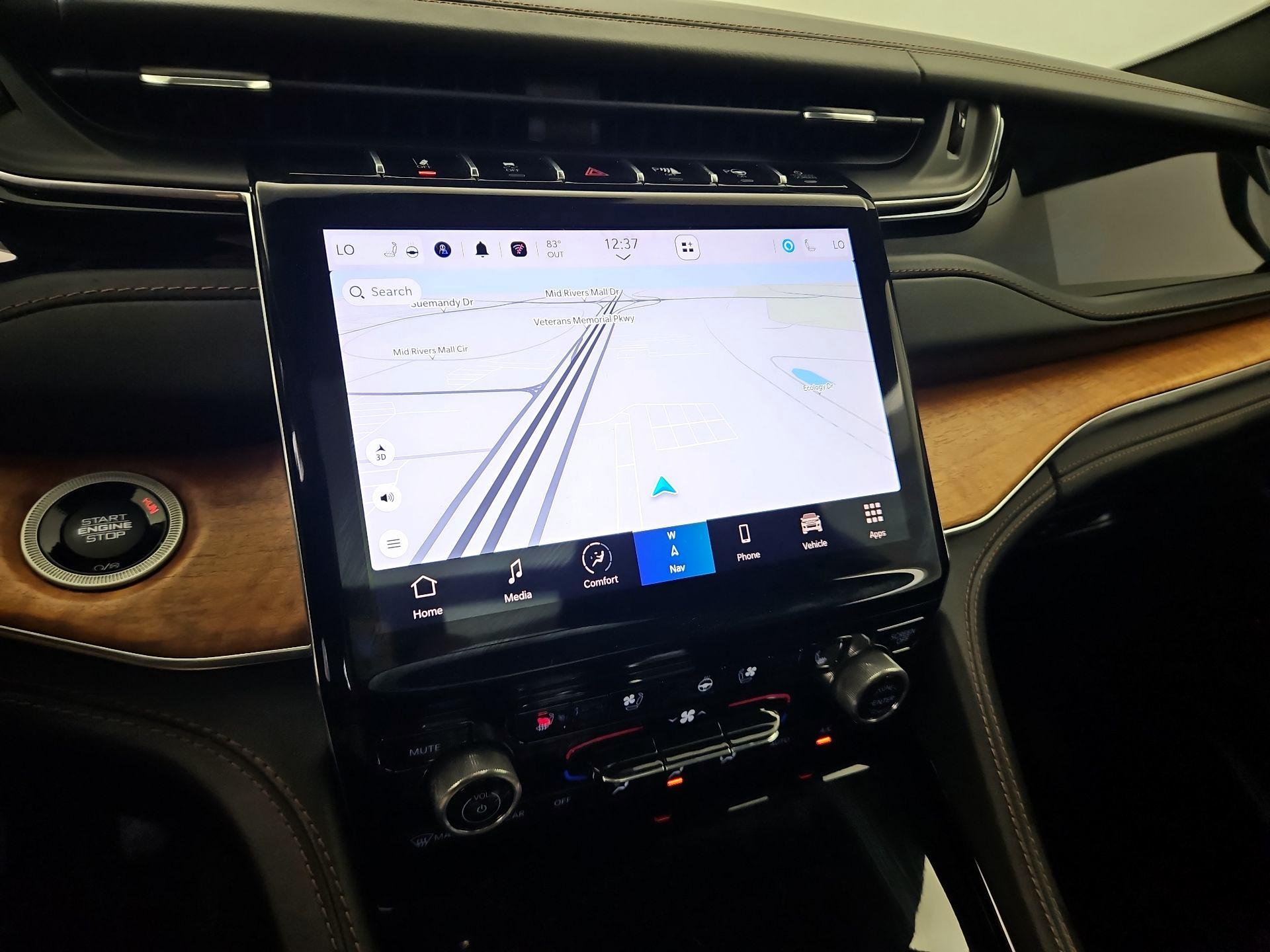 Thumbnail: 2022 Jeep Grand Cherokee L - 14