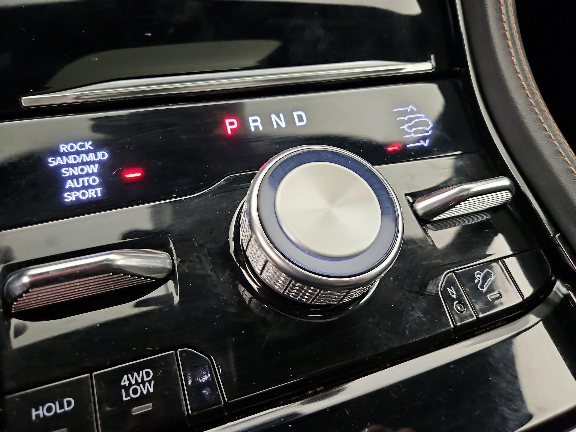 Thumbnail: 2022 Jeep Grand Cherokee L - 18