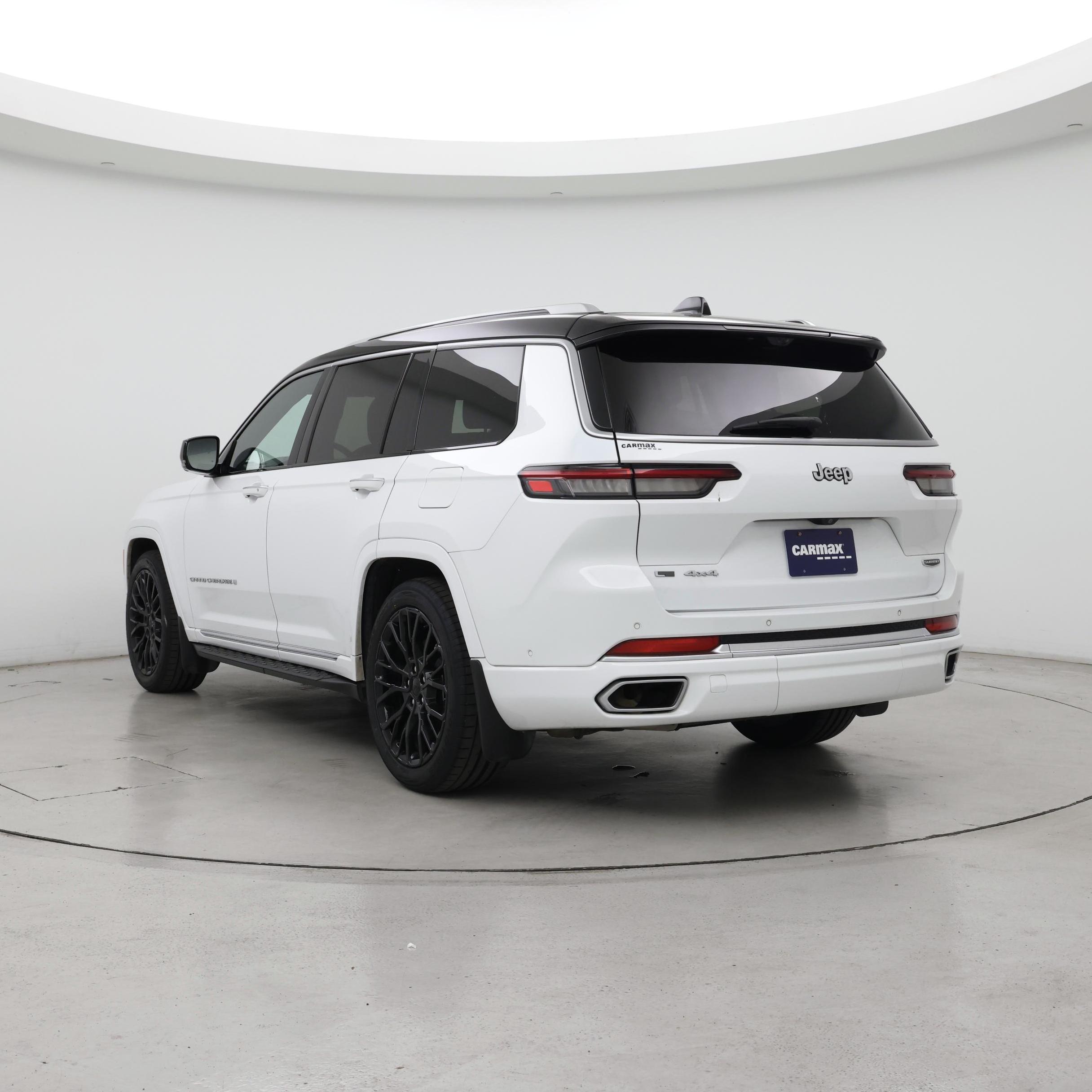 Thumbnail: 2022 Jeep Grand Cherokee L - 2