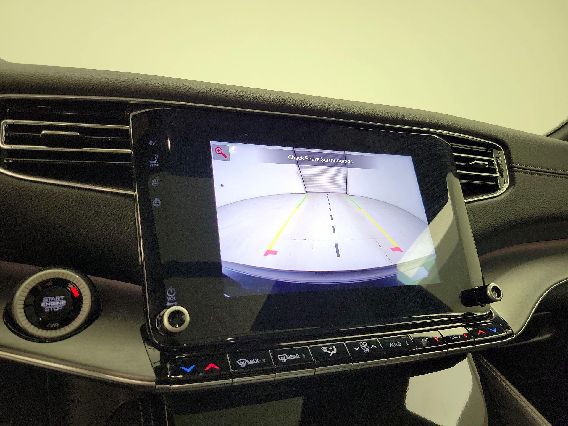 Thumbnail: 2024 Jeep Wagoneer - 15