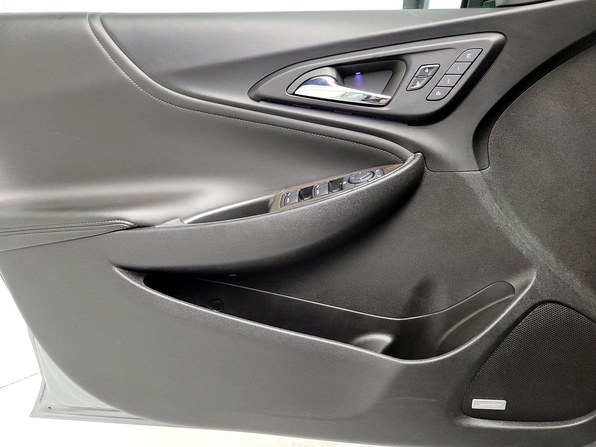 Thumbnail: 2024 Chevrolet Malibu - 12