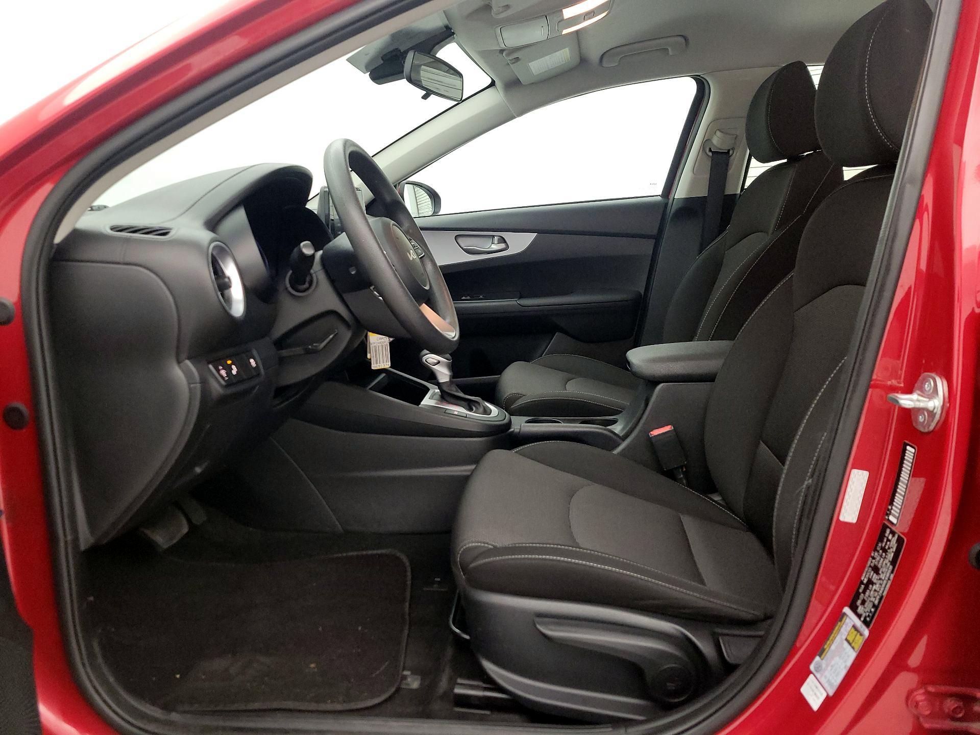 Thumbnail: 2024 Kia Forte - 11