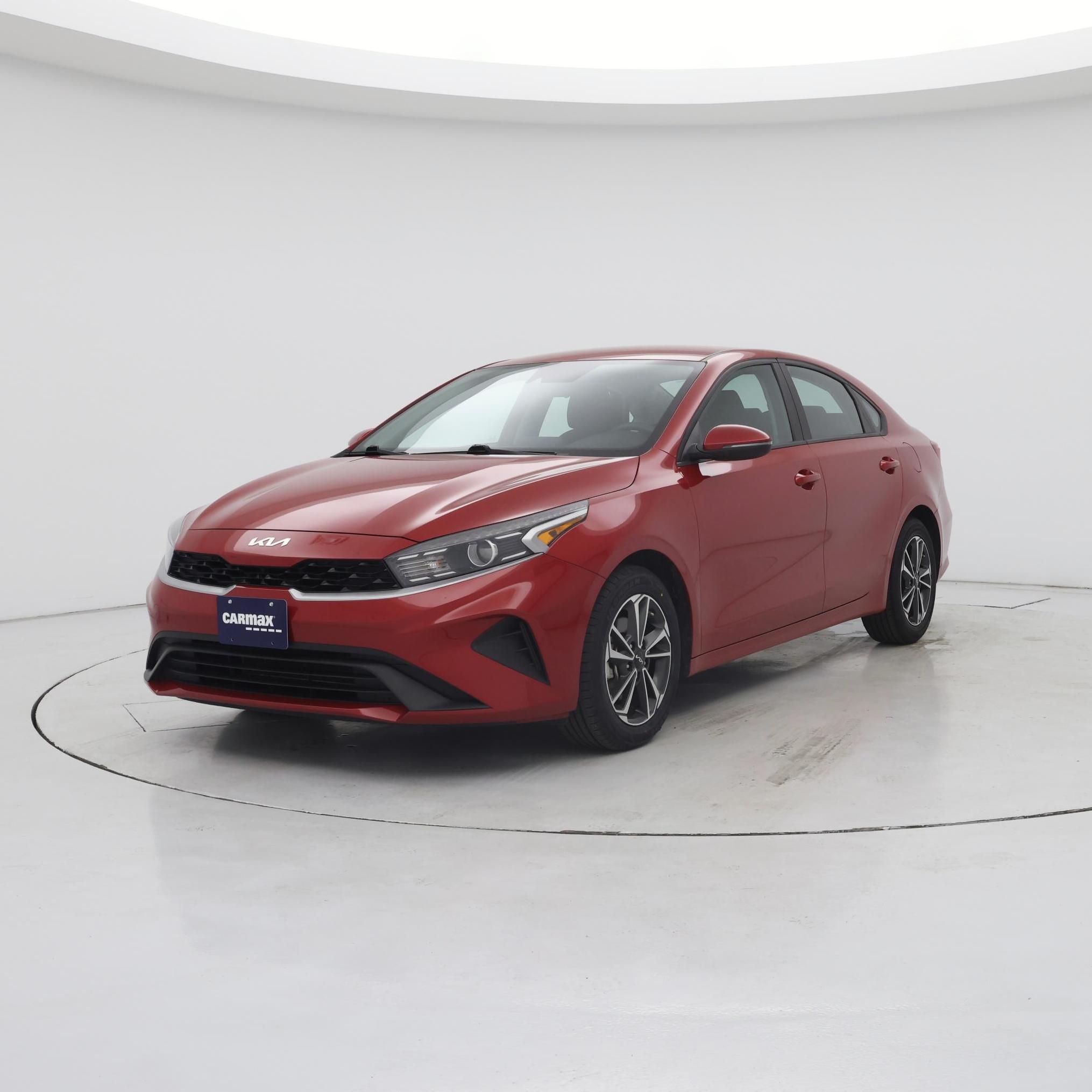 Thumbnail: 2024 Kia Forte - 4