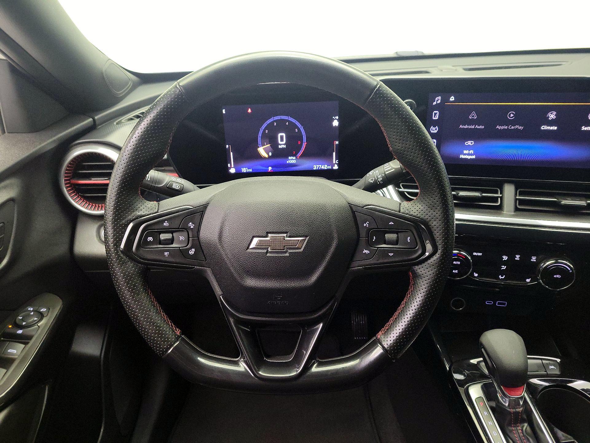 Thumbnail: 2024 Chevrolet Trax - 10