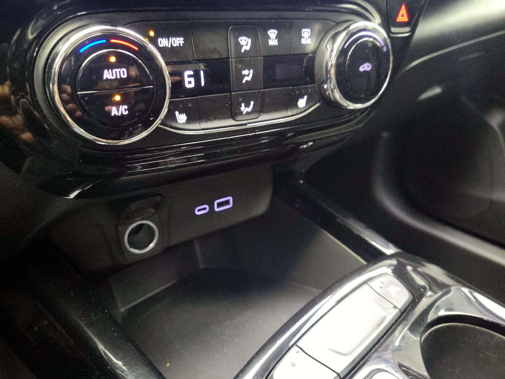 Thumbnail: 2024 Chevrolet Trax - 16