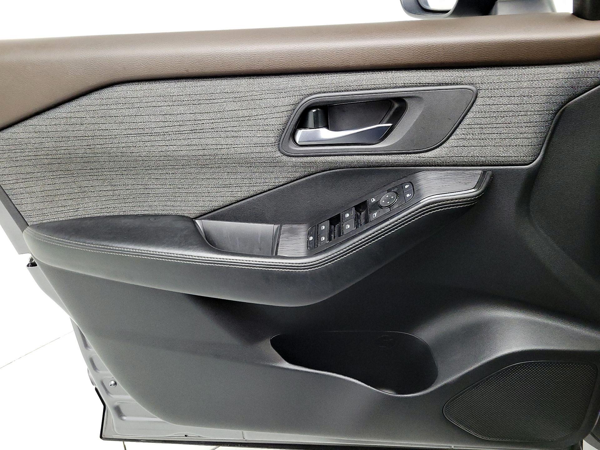 Thumbnail: 2023 Nissan Rogue - 12