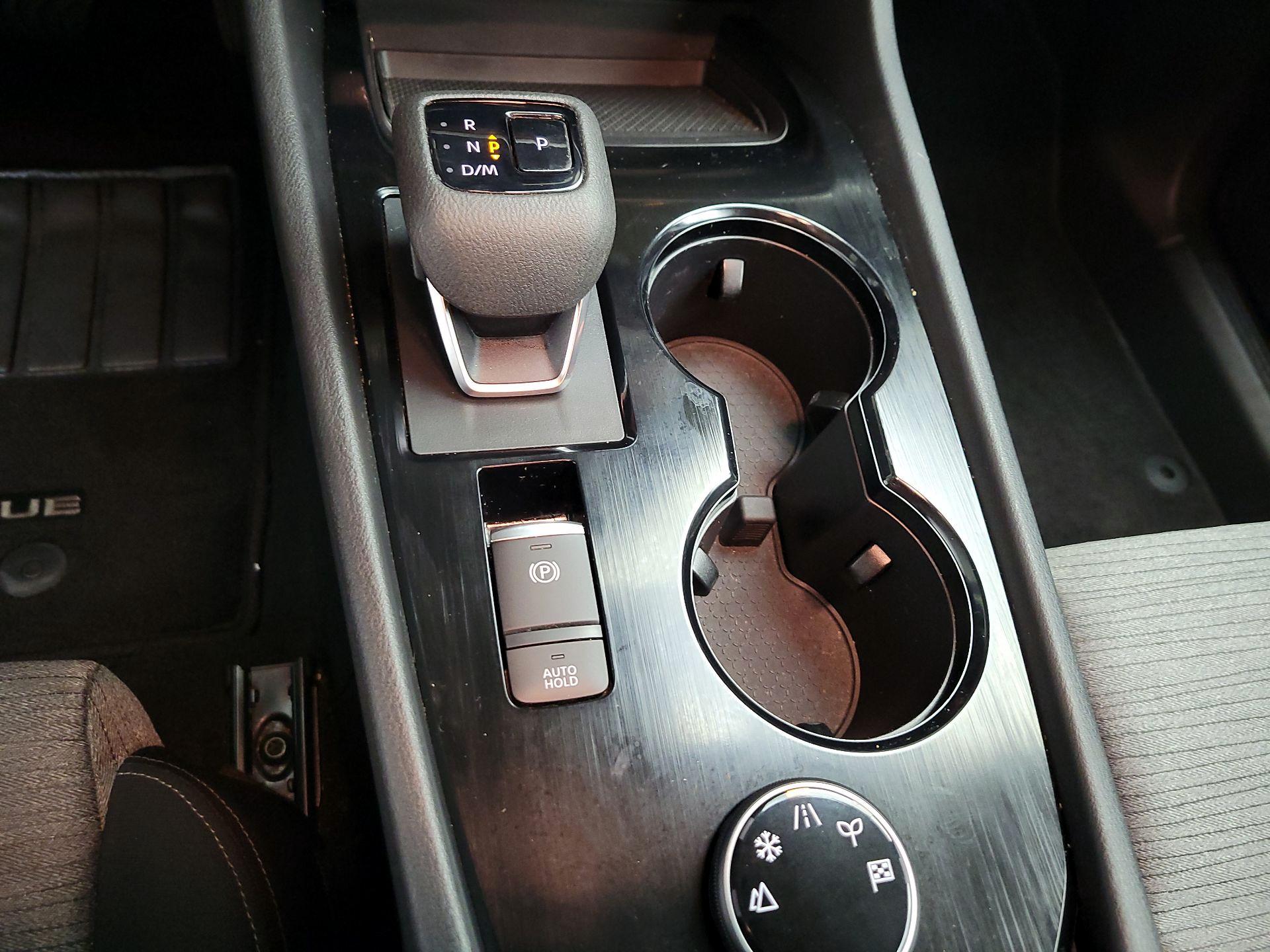 Thumbnail: 2023 Nissan Rogue - 17