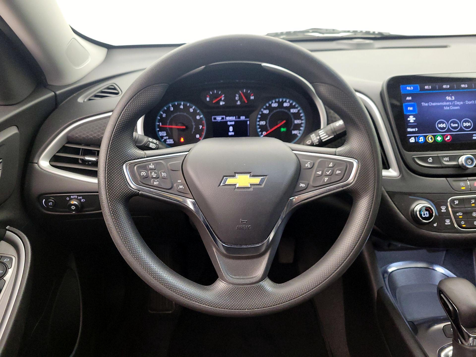 Thumbnail: 2024 Chevrolet Malibu - 10