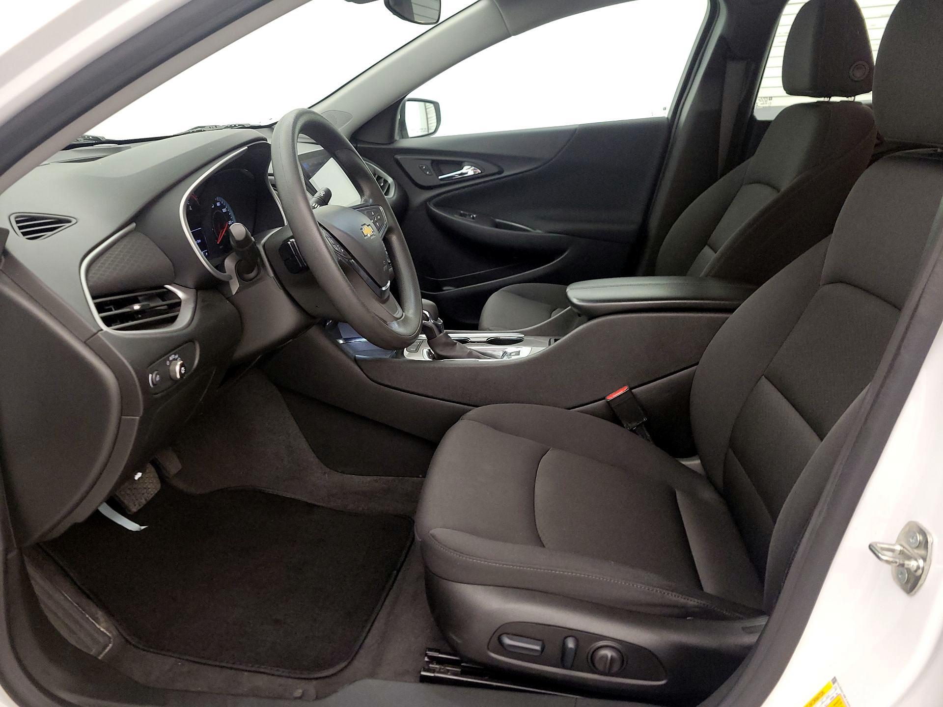 Thumbnail: 2024 Chevrolet Malibu - 11