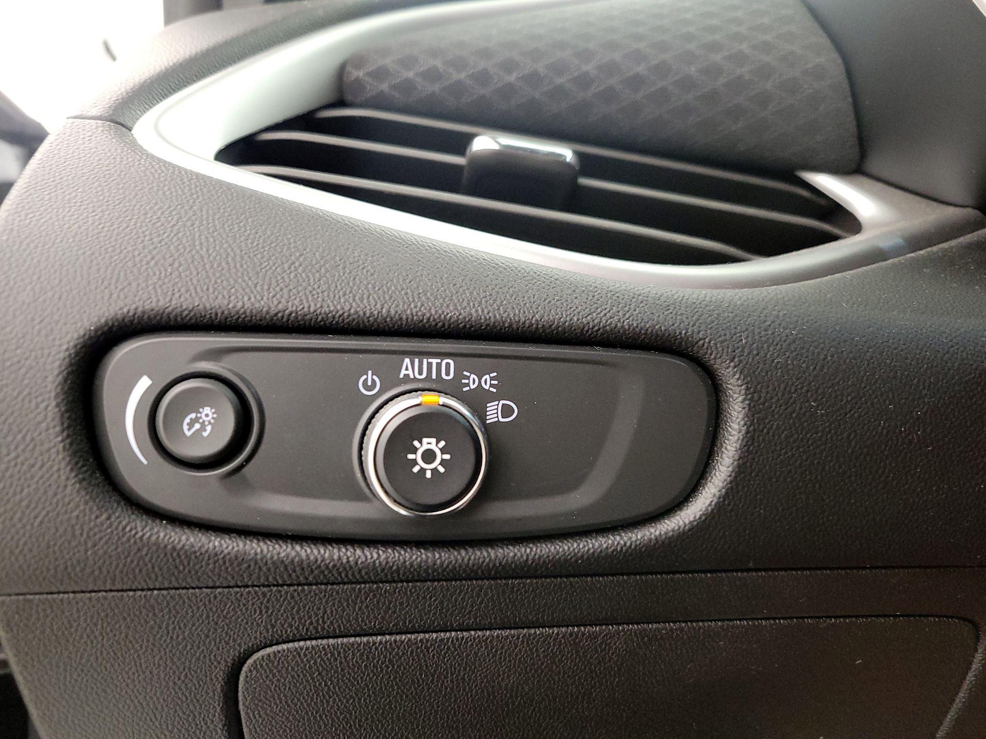 Thumbnail: 2024 Chevrolet Malibu - 13