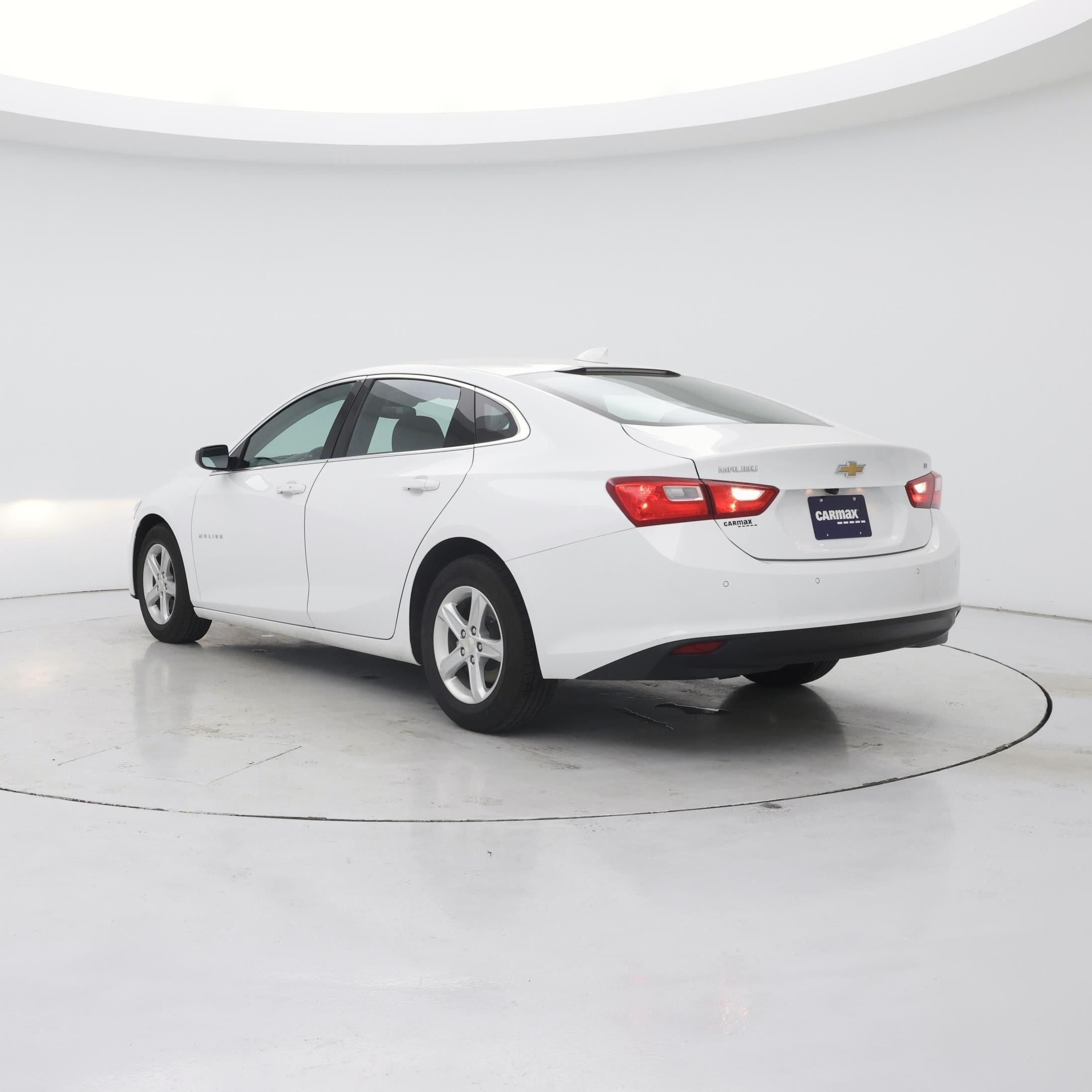 Thumbnail: 2024 Chevrolet Malibu - 2