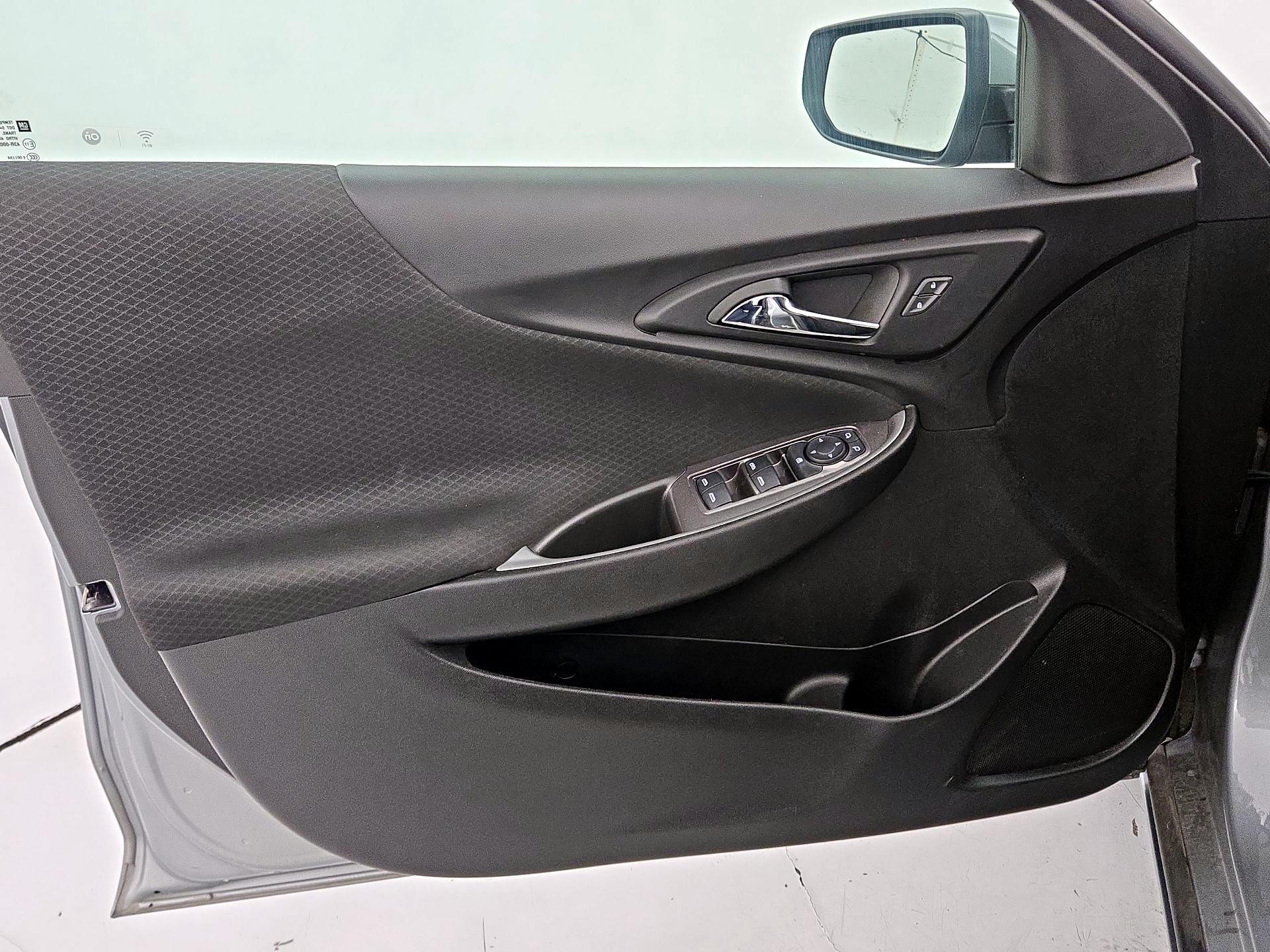 Thumbnail: 2025 Chevrolet Malibu - 12