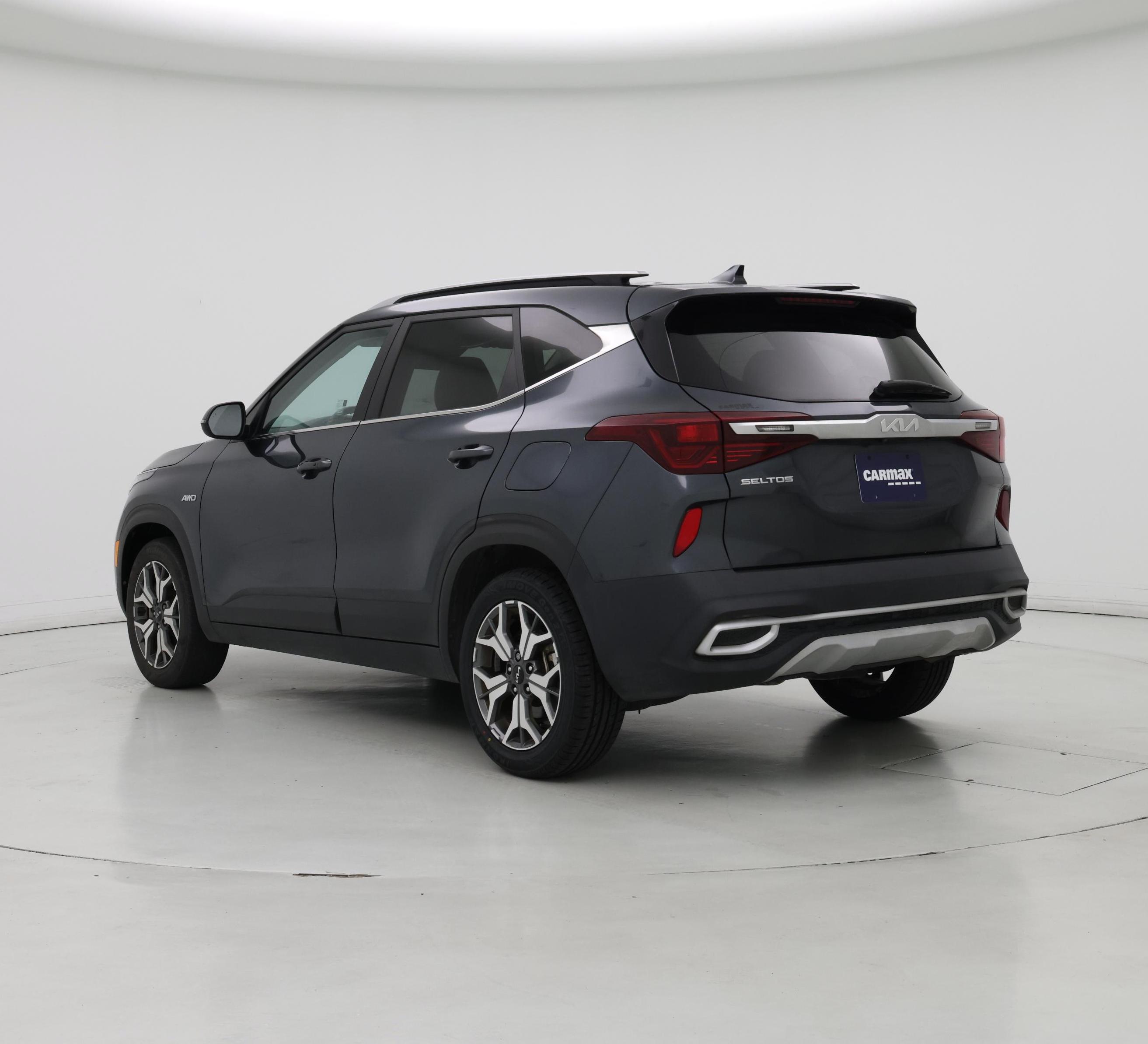 Thumbnail: 2022 Kia Seltos - 2