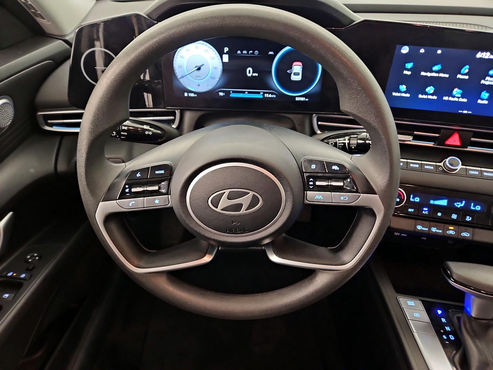 Thumbnail: 2024 Hyundai Elantra - 10