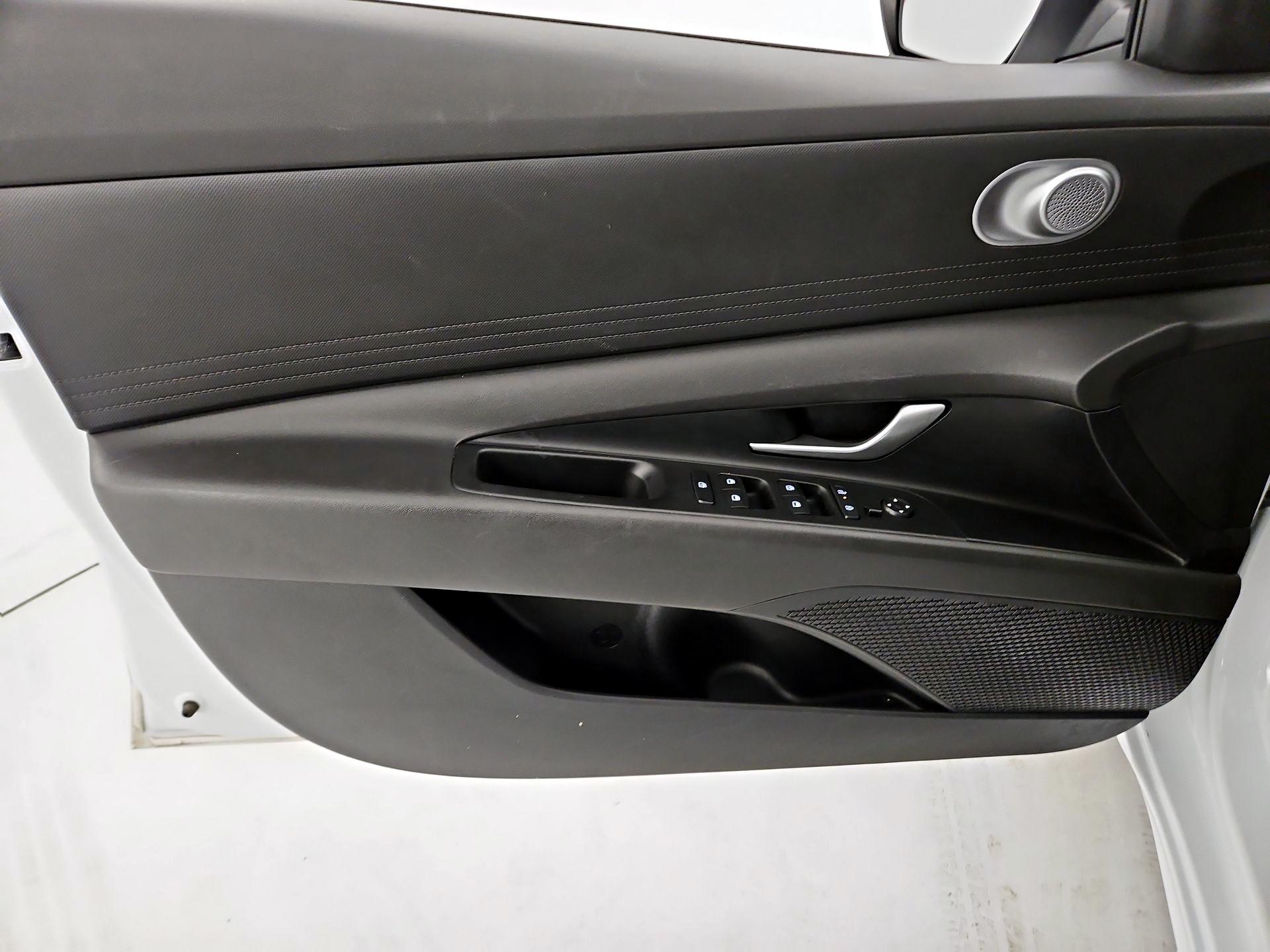 Thumbnail: 2024 Hyundai Elantra - 12