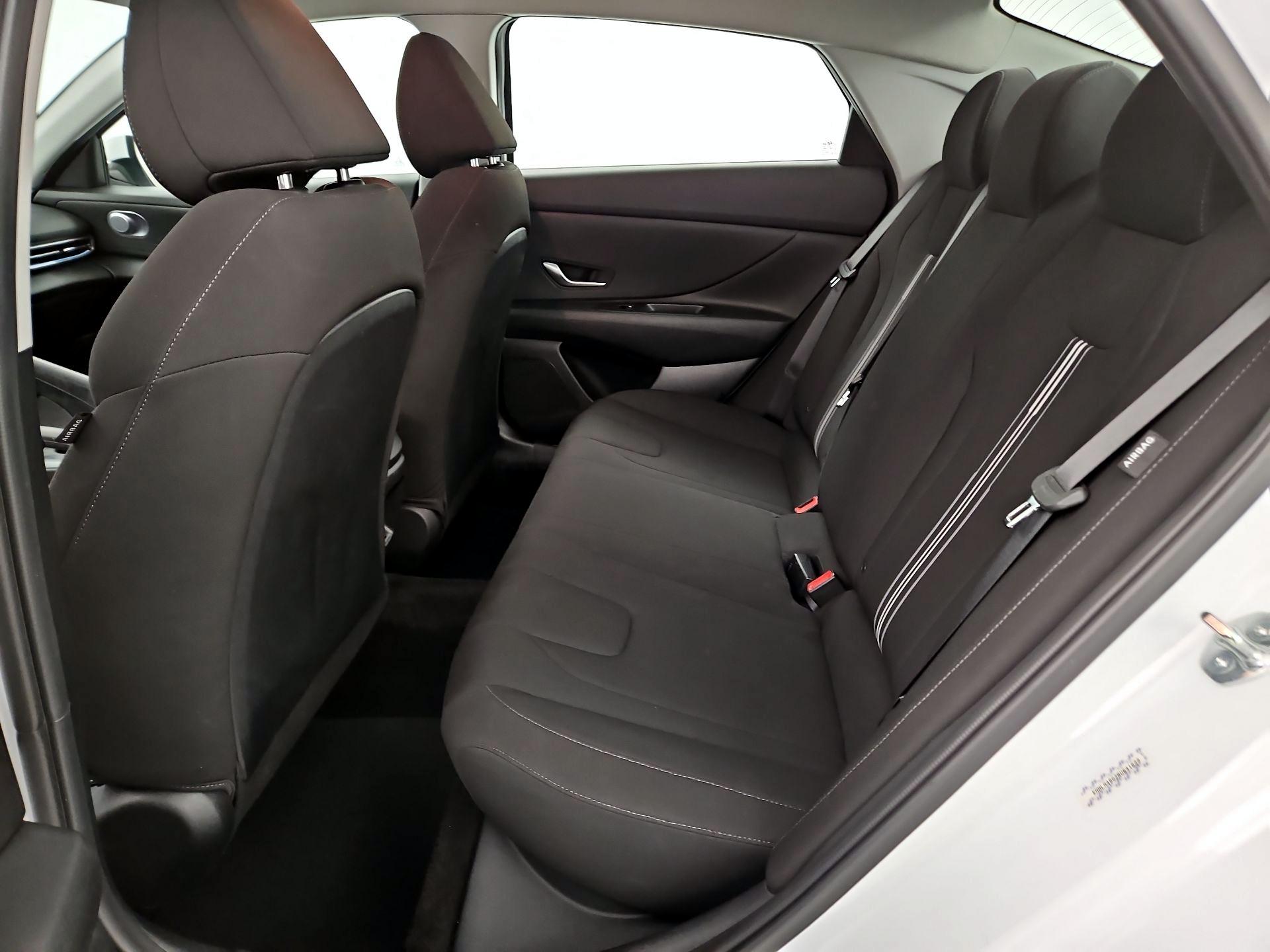 Thumbnail: 2024 Hyundai Elantra - 20