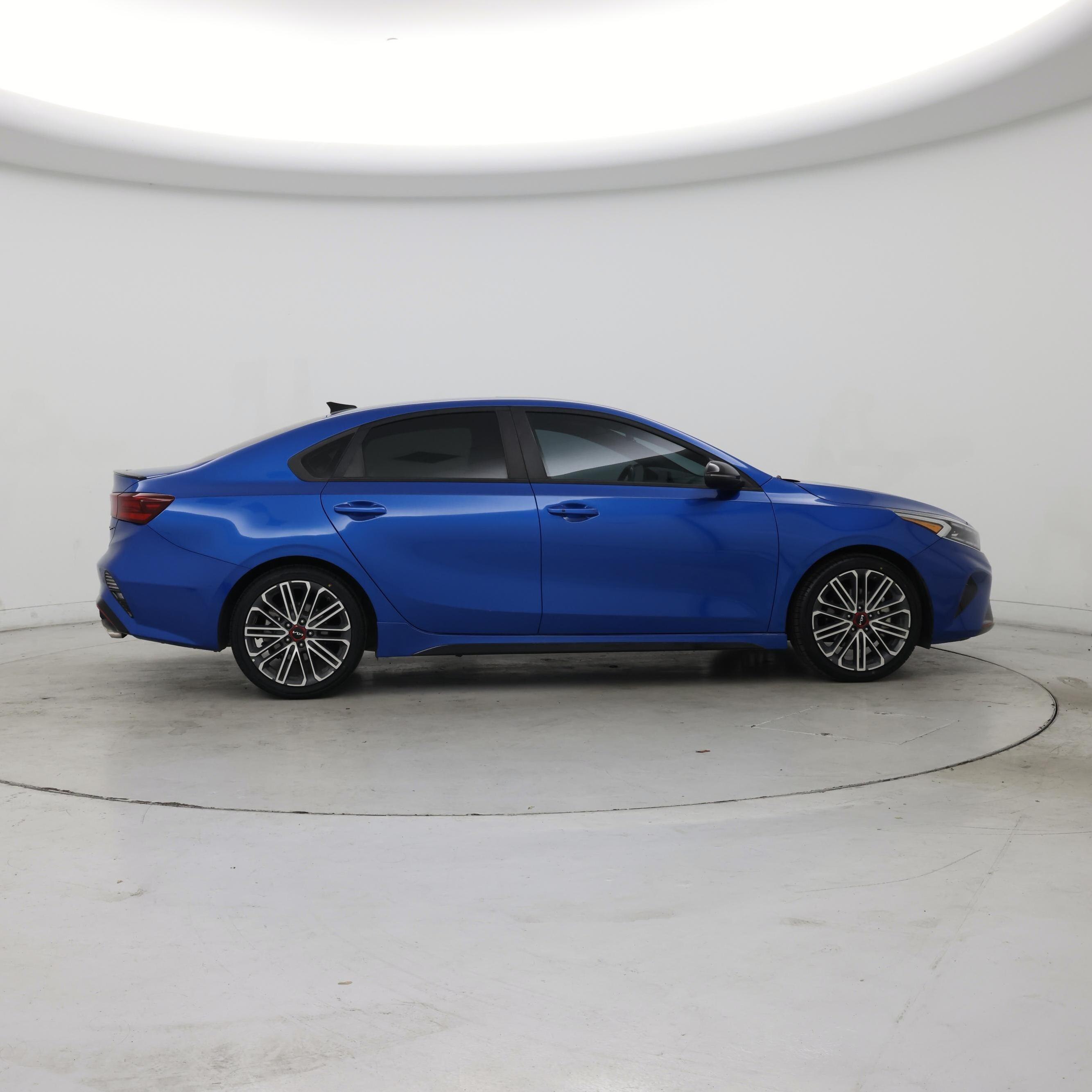 Thumbnail: 2023 Kia Forte - 7