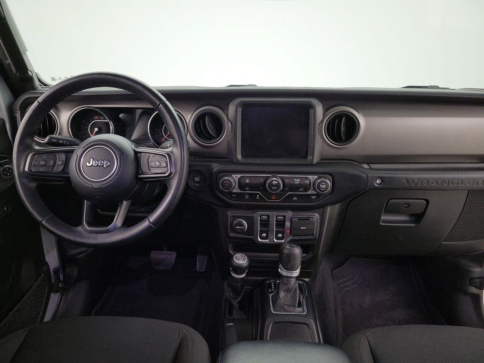 Thumbnail: 2022 Jeep Wrangler - 9