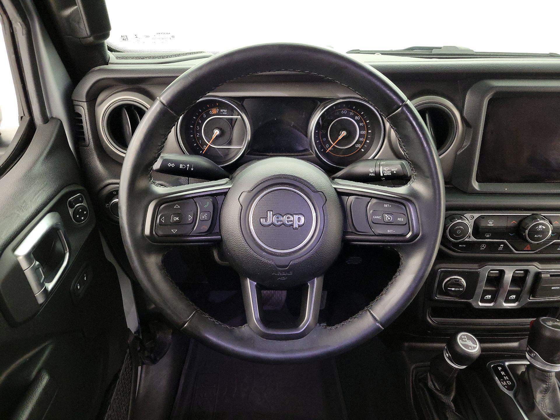 Thumbnail: 2022 Jeep Wrangler - 10